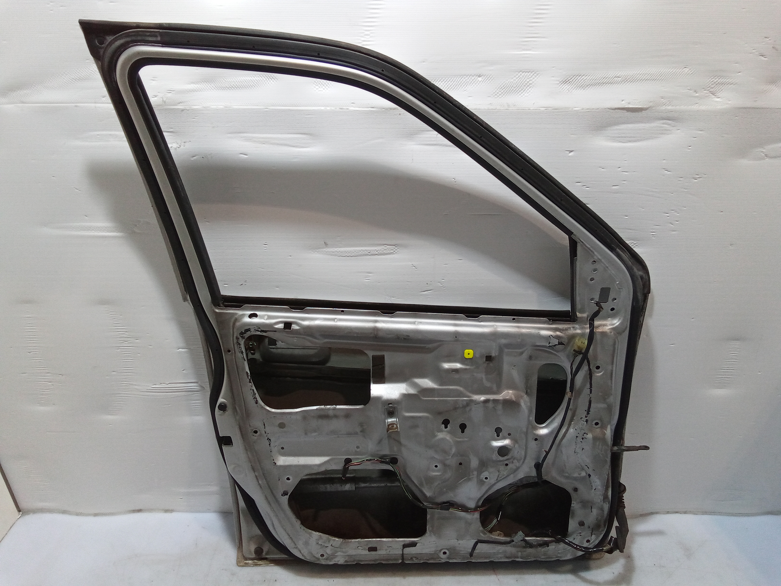 Portiera Anteriore Sinistra per Suzuki Ignis 2 Serie (2003 - 2009)