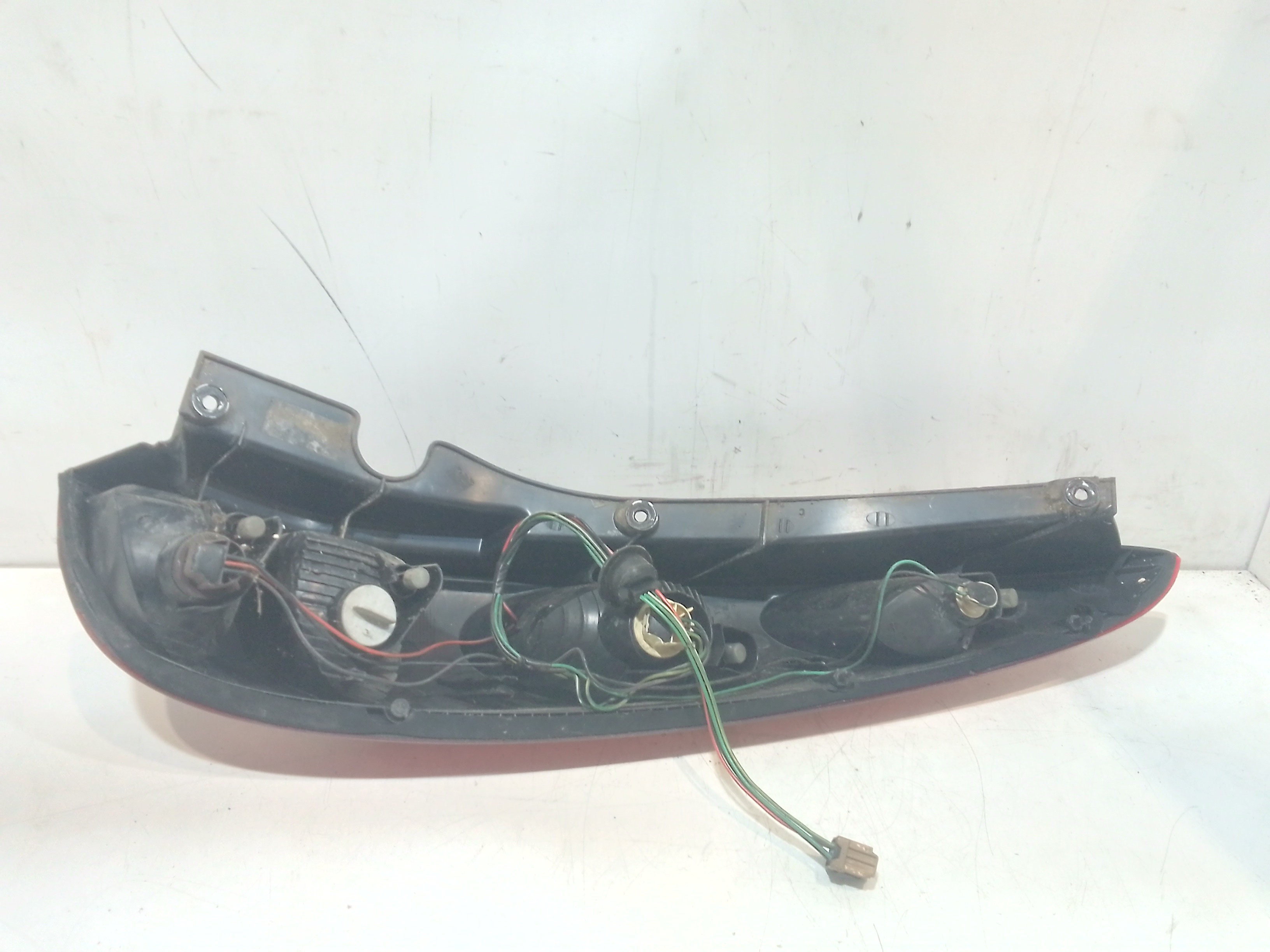 Stop fanale Posteriore sinistro lato Guida per Nissan Almera 2 Serie (2000 - 2003)