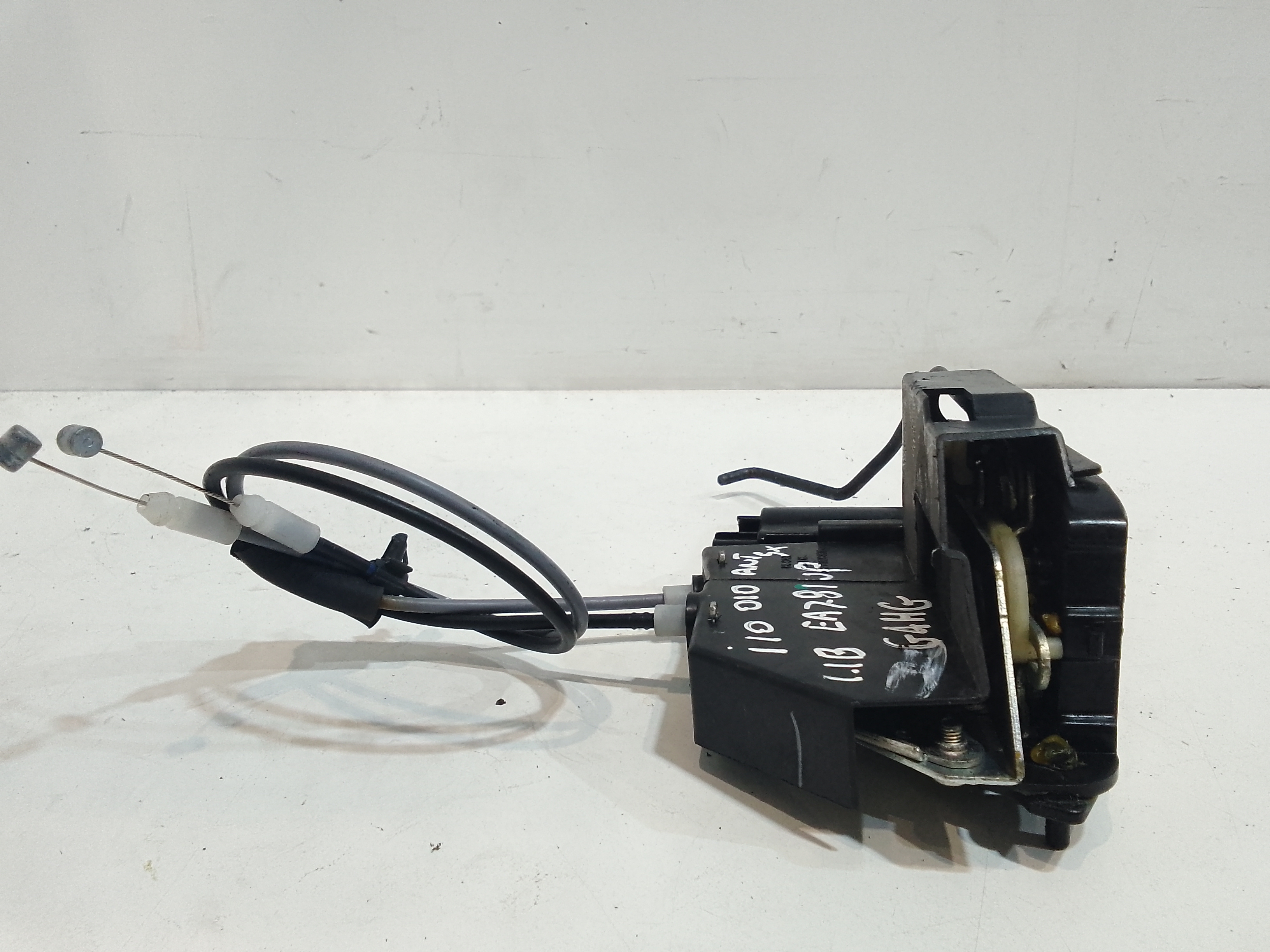 Serratura Anteriore Sinistra per Hyundai I10 1 Serie (2007 - 2011)