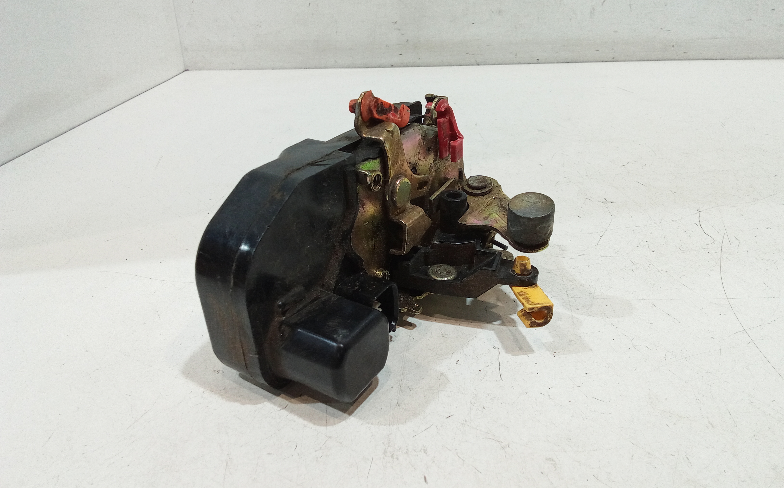 Serratura Anteriore Sinistra per Chrysler Pt Cruiser Berlina (2000 - 2006)