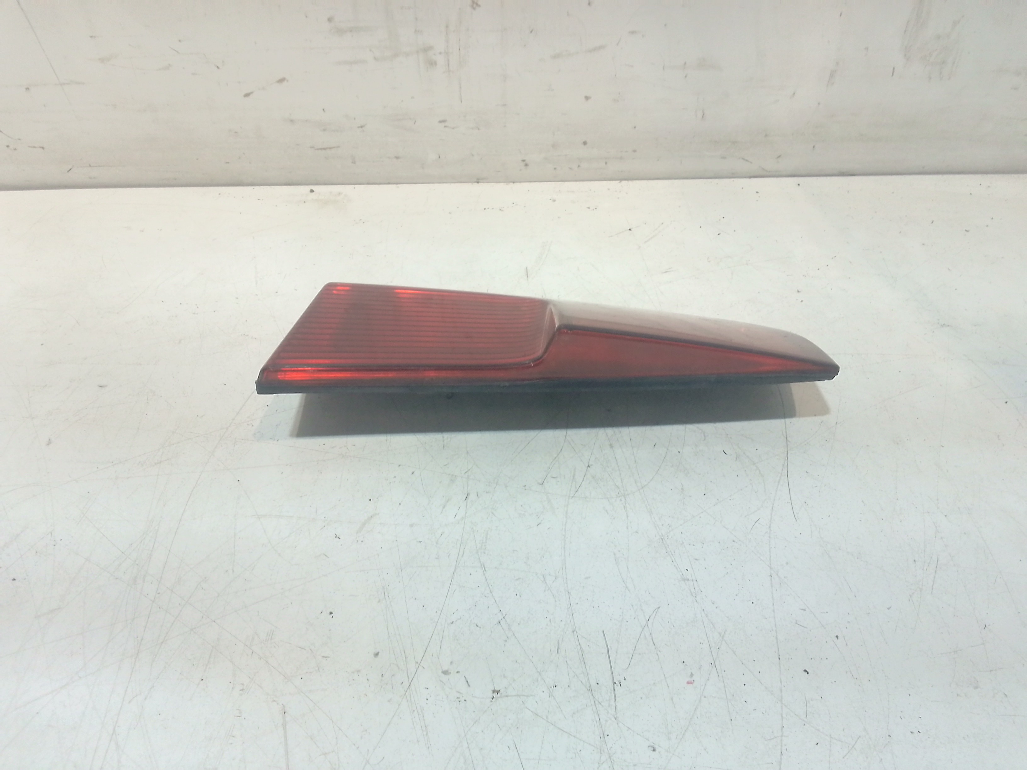 Catarifrangente riflettore portellone SX guida per Fiat Punto Berlina 3p 3 Serie (2003 - In produzione)