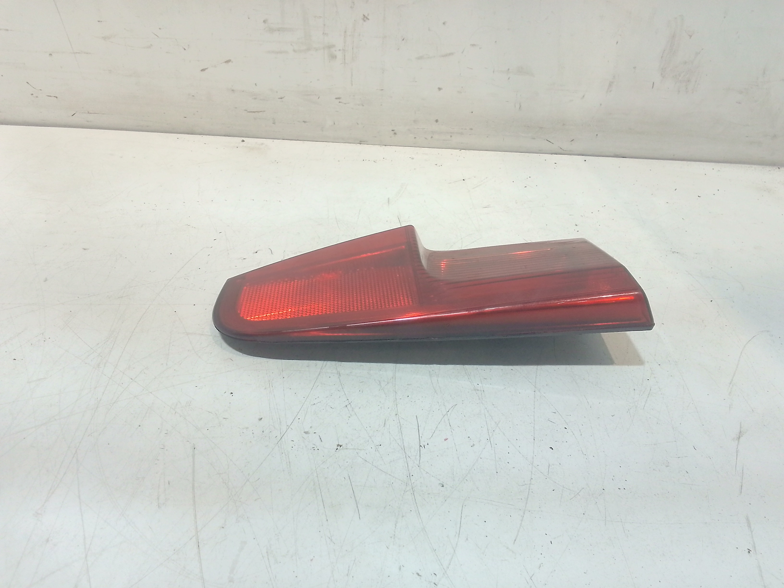 Catarifrangente riflettore portellone SX guida per Fiat Punto Berlina 3p 3 Serie (2003 - In produzione)