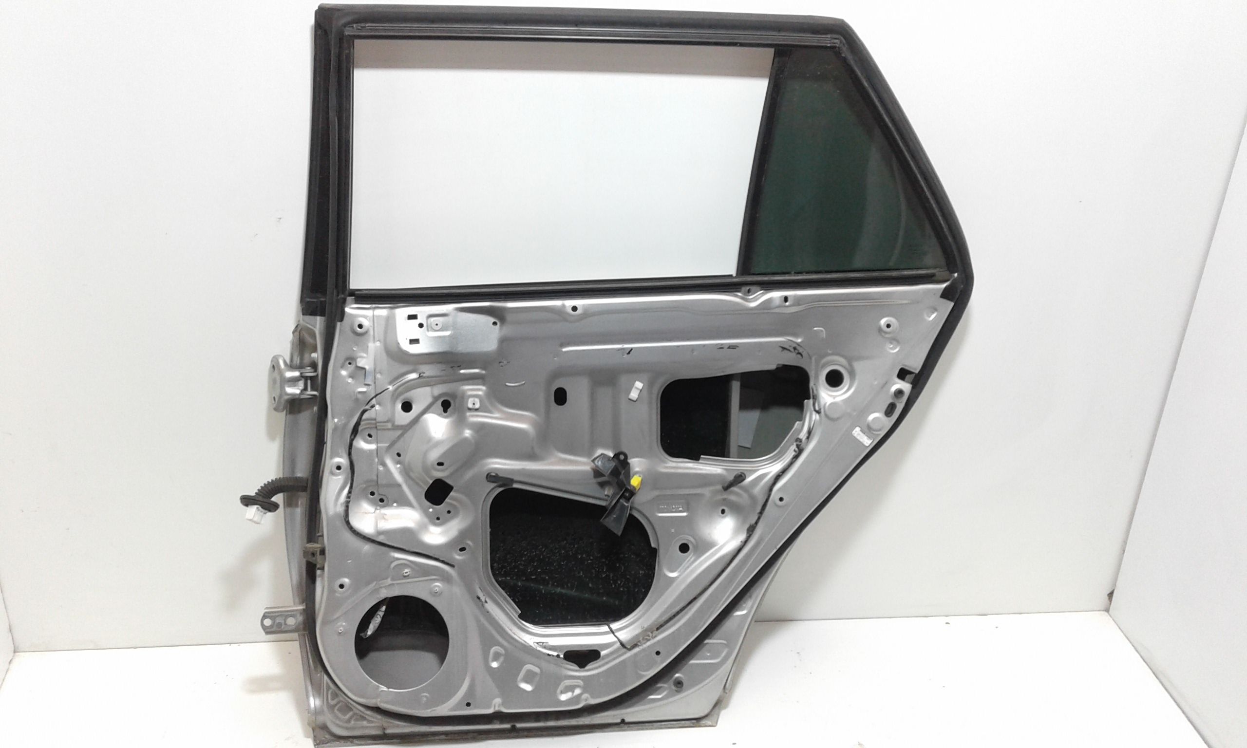 Portiera Posteriore Destra TOYOTA Avensis S. Wagon 2 Serie