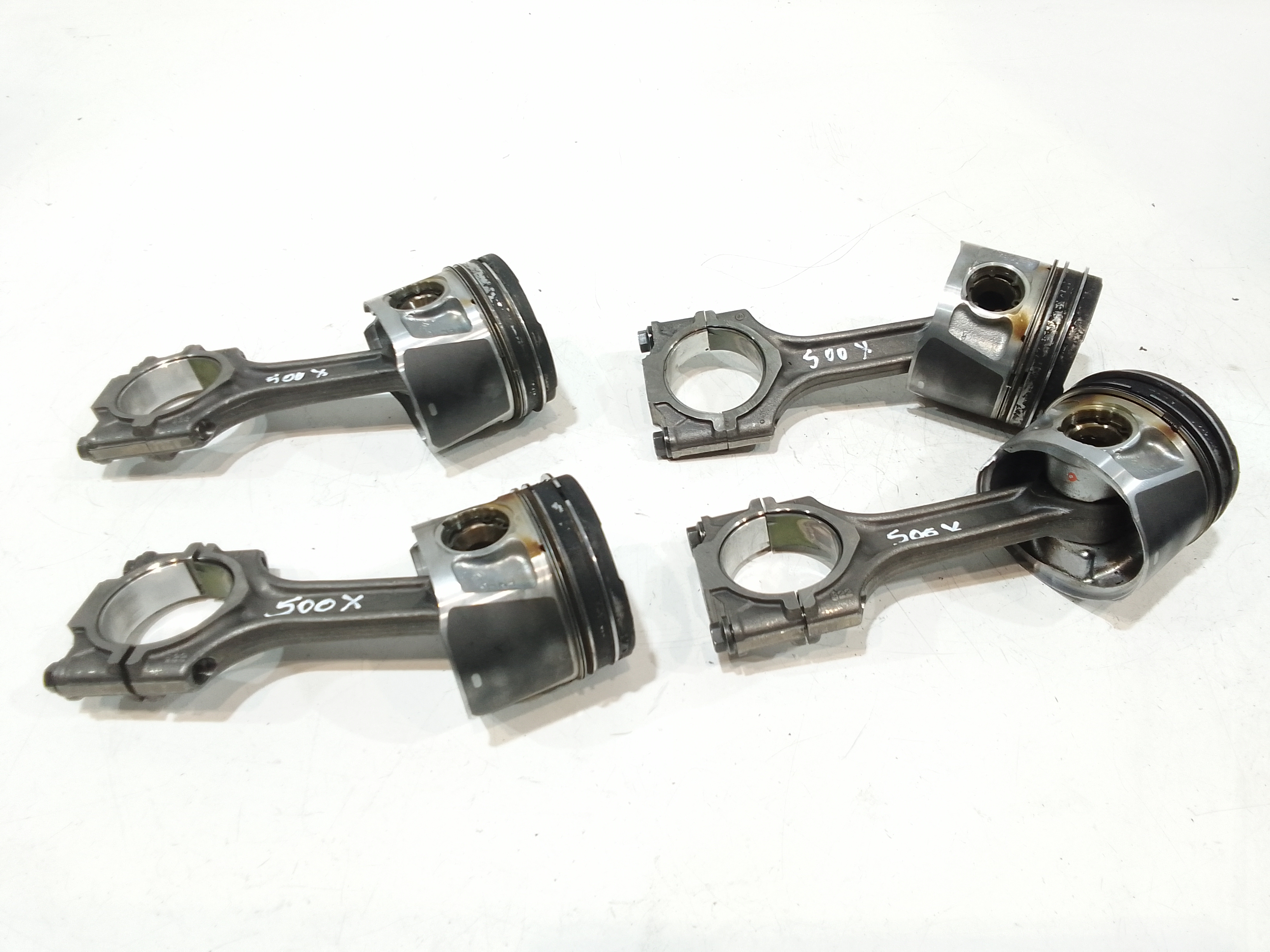 Kit pistoni motore per Fiat 500 X Serie (15>) (2015 - In produzione)