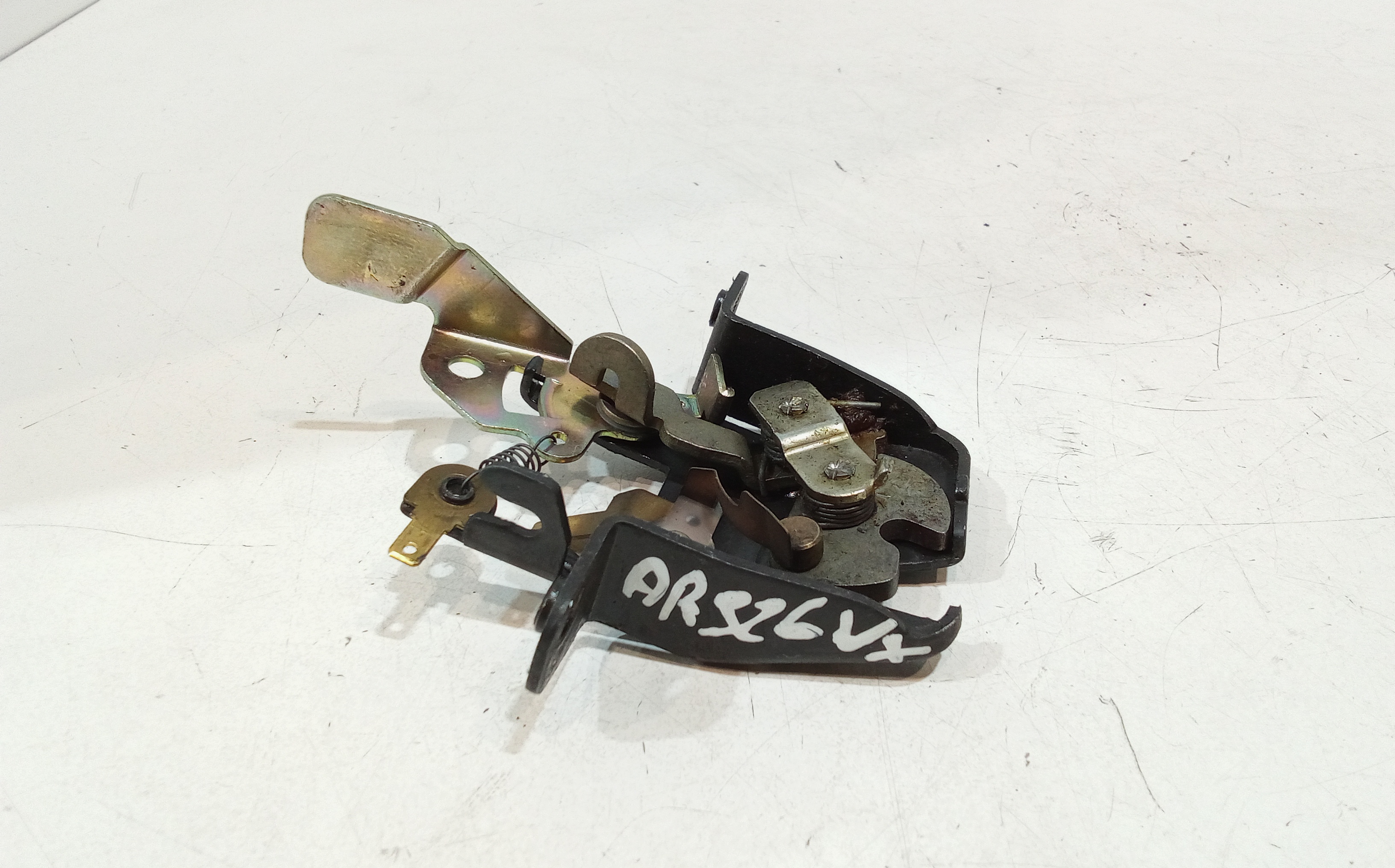 Serratura Cofano Posteriore per Rover Serie 200 1 Serie (1995 - 1999)