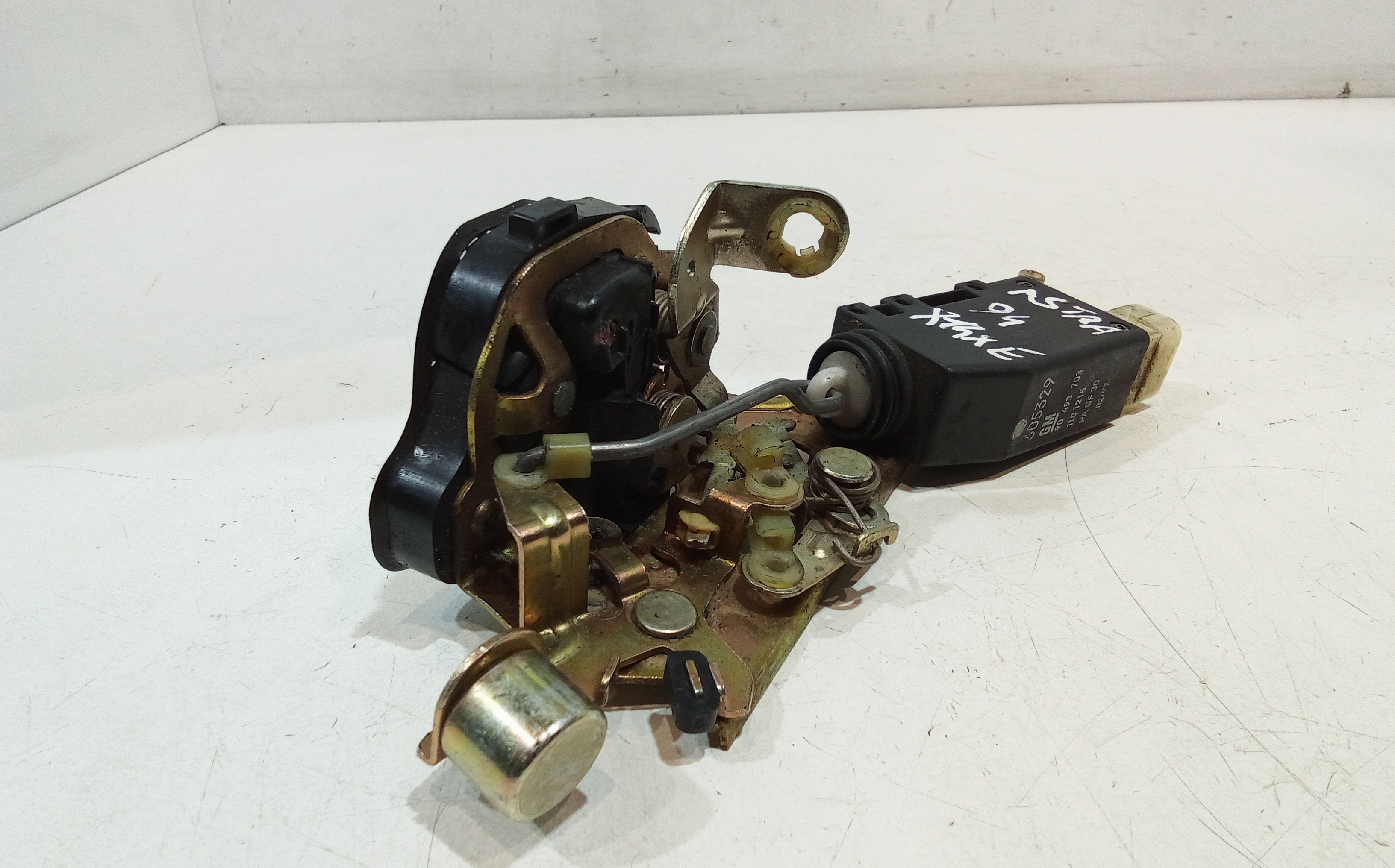 Serratura Posteriore destra per Opel Astra F Berlina 2 Serie (1994 - 1998)