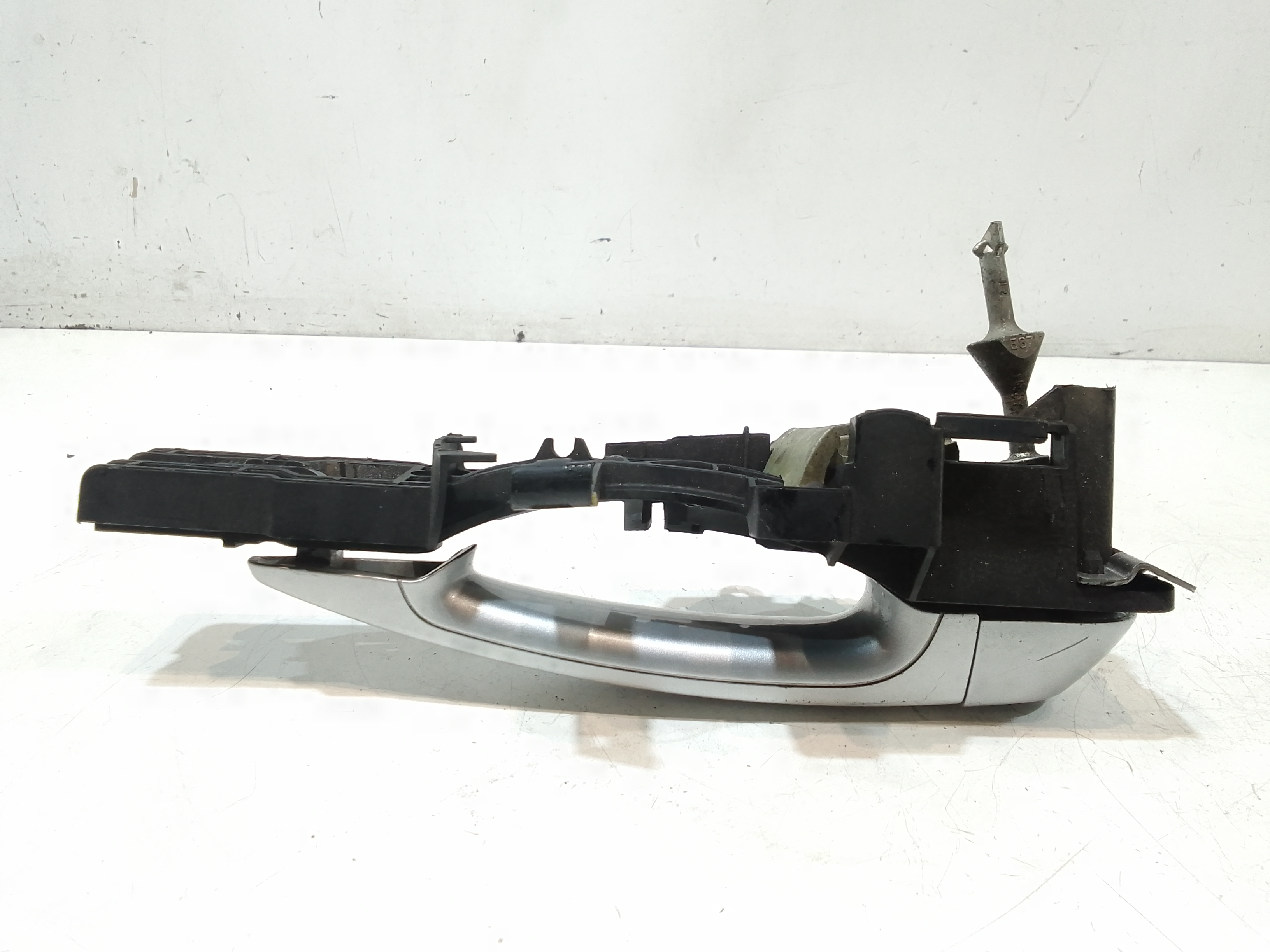 Maniglia esterna Anteriore Sinistra per Bmw Serie 1 Serie (e87) (07>) (2007 - In produzione)