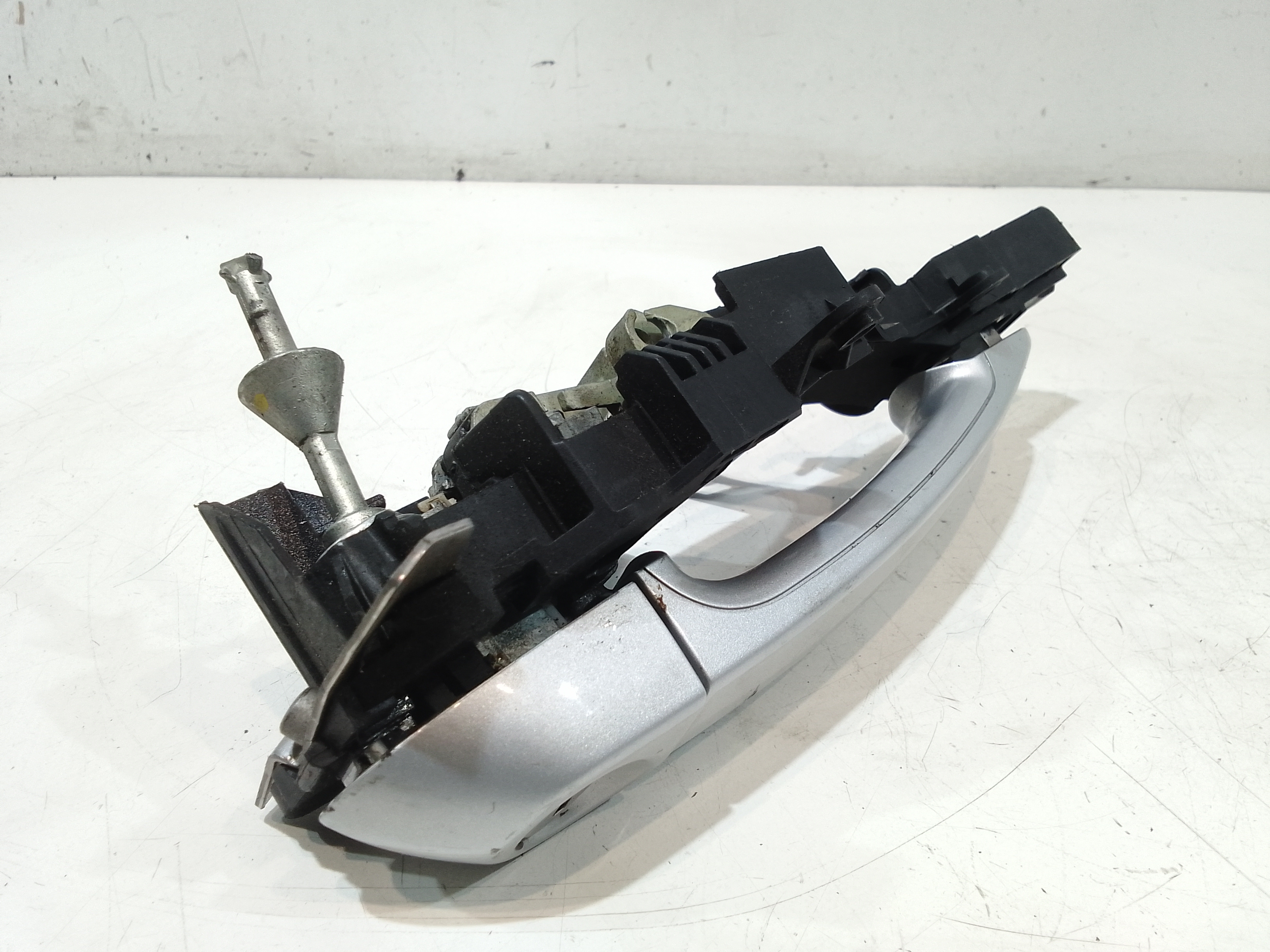 Maniglia esterna Anteriore Sinistra per Bmw Serie 1 Serie (e87) (07>) (2007 - In produzione)