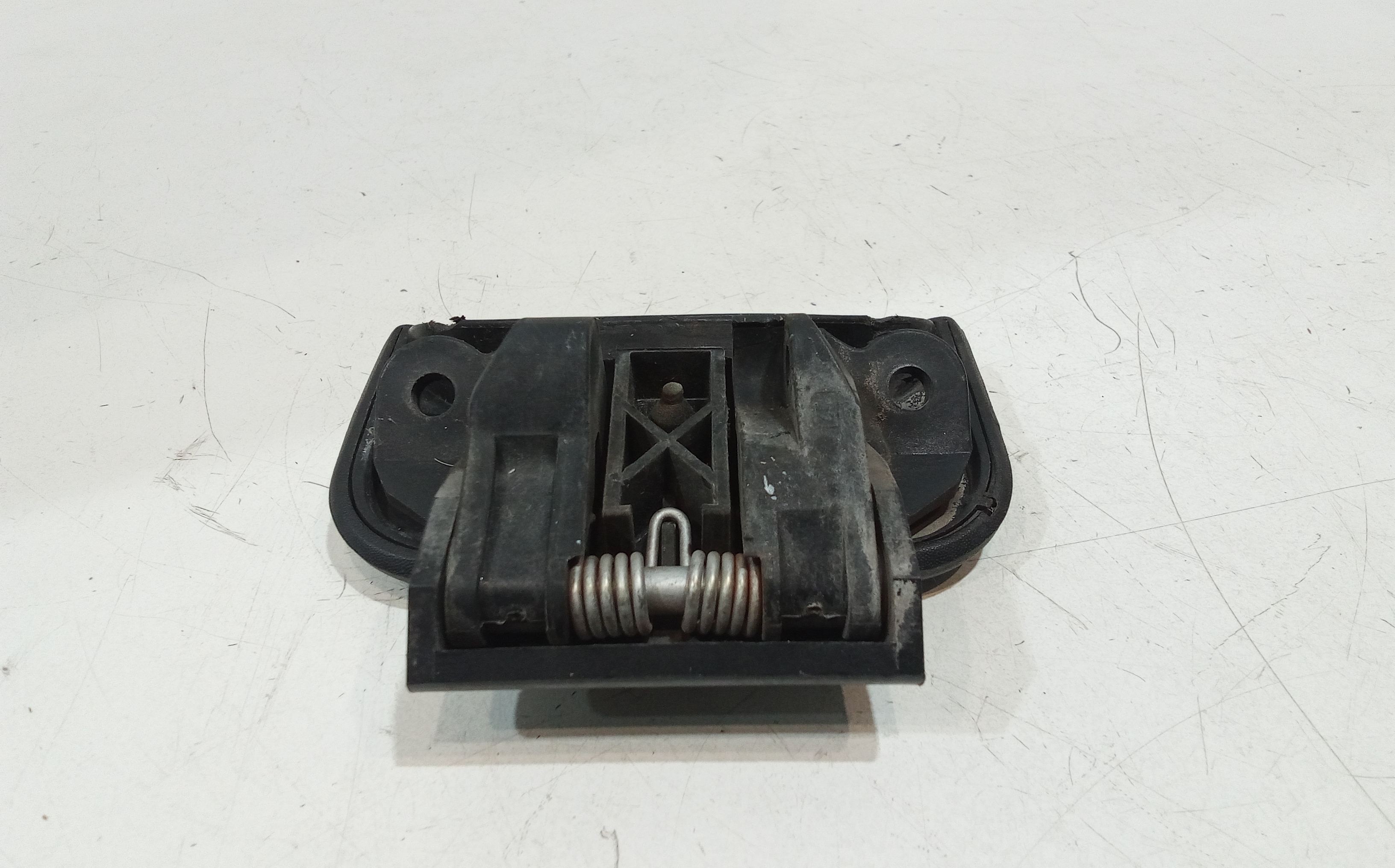 Maniglia esterna Anteriore Destra per Peugeotes 106 2 Serie (1996 - In produzione)