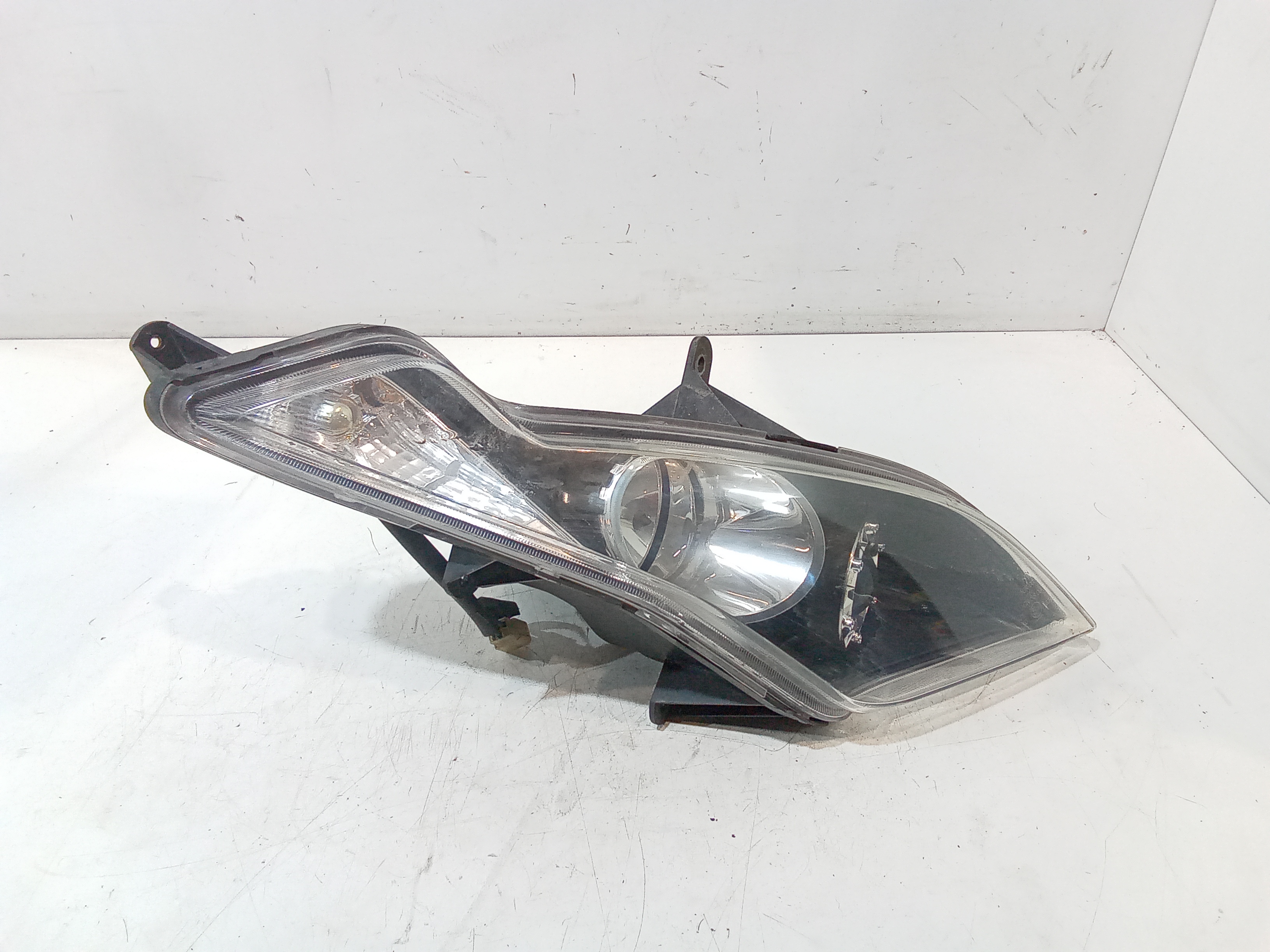 Faro anteriore per Kymco Downtown 200cc (2008 - >)