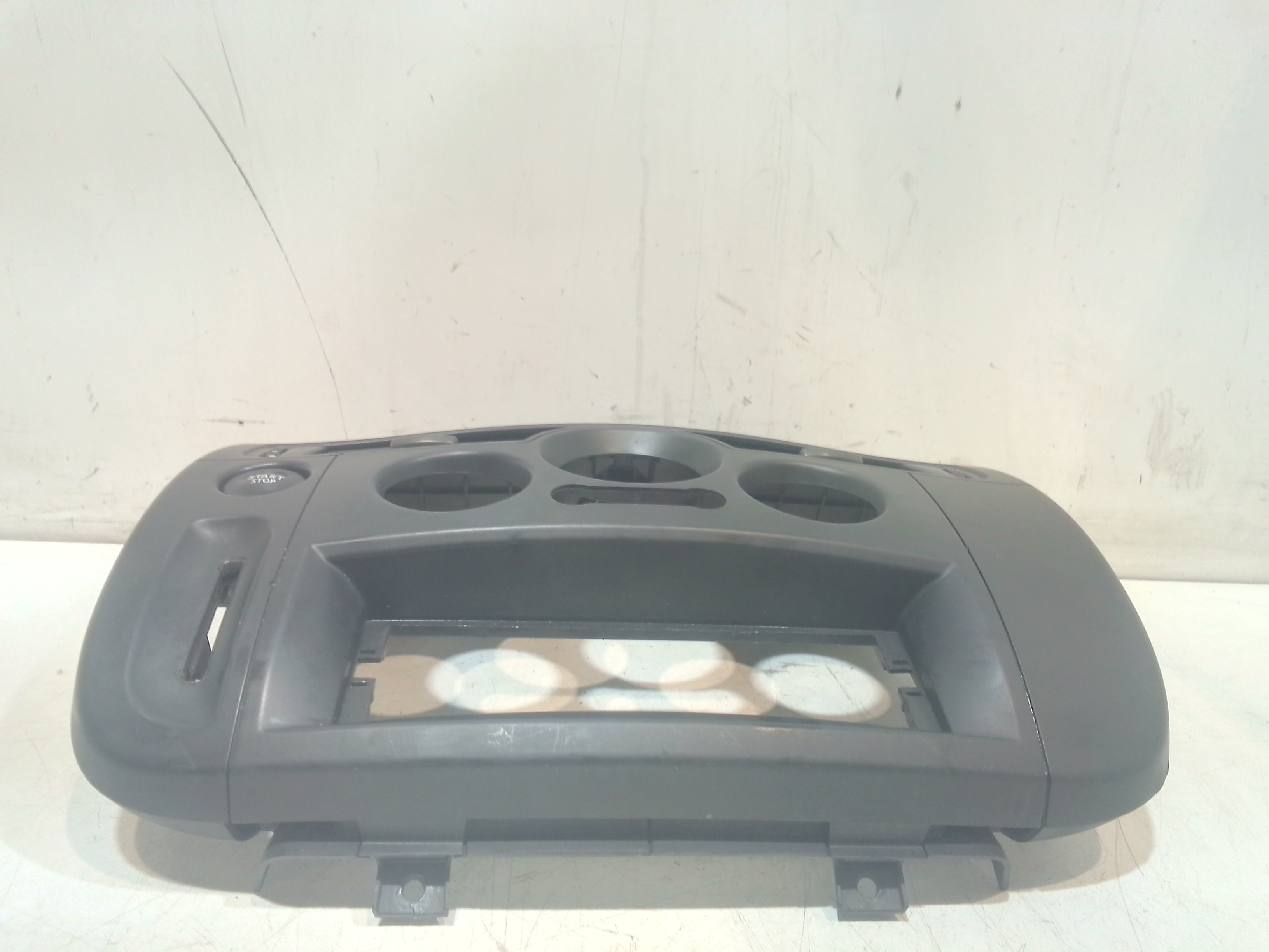 Modanatura Centrale Cruscotto per Renault Megane Scenic (06>) (2006 - In produzione)