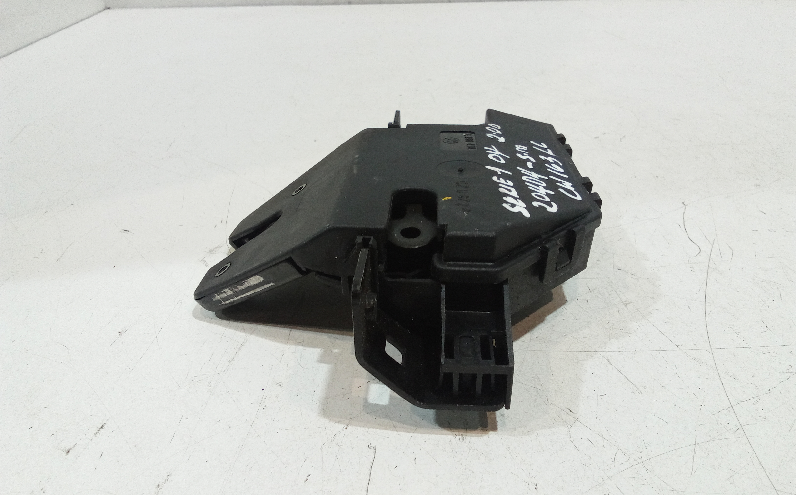 Serratura Cofano Posteriore per Bmw Serie 1 Serie (e87) (04>07) (2004 - 2007)