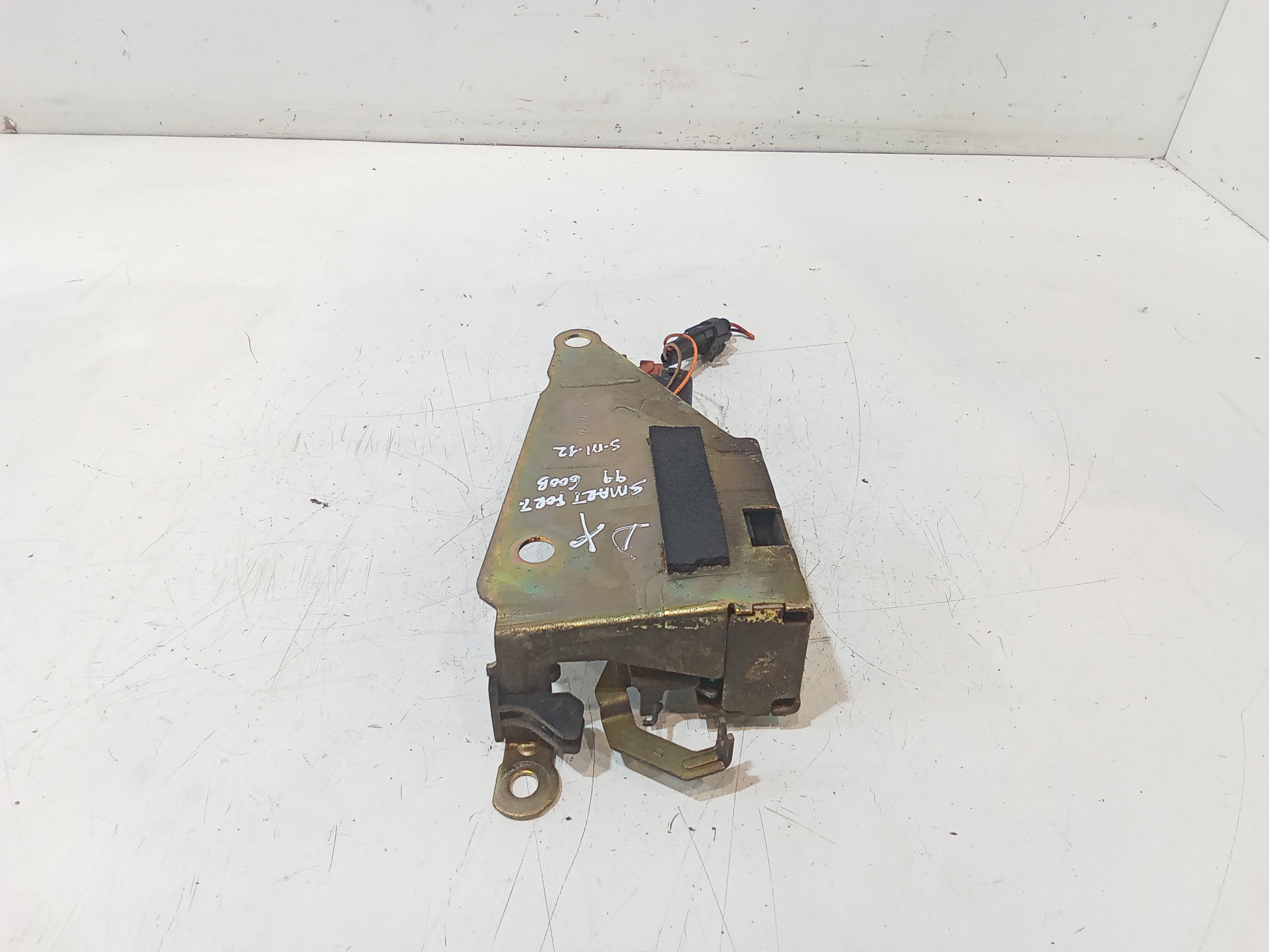 Serratura Anteriore Destra per Smart Fortwo Coup 1 Serie (1998 - 2003)