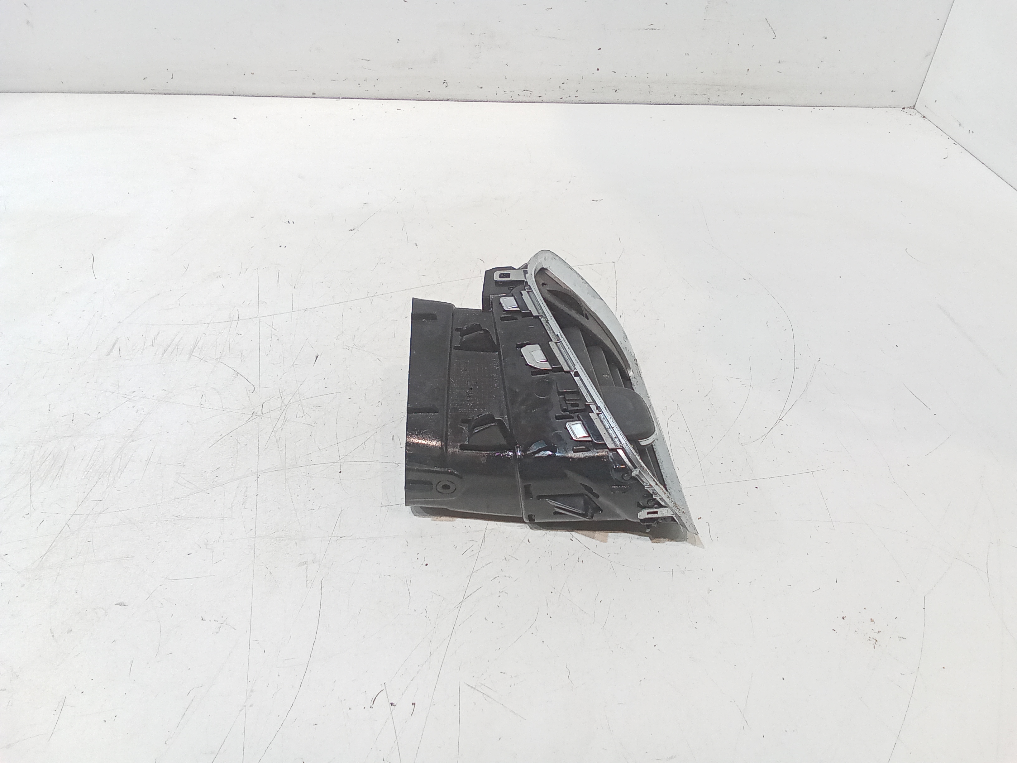 Bocchetta aria cruscotto lato guida per Citroen DS 4 (2011 - 2015)