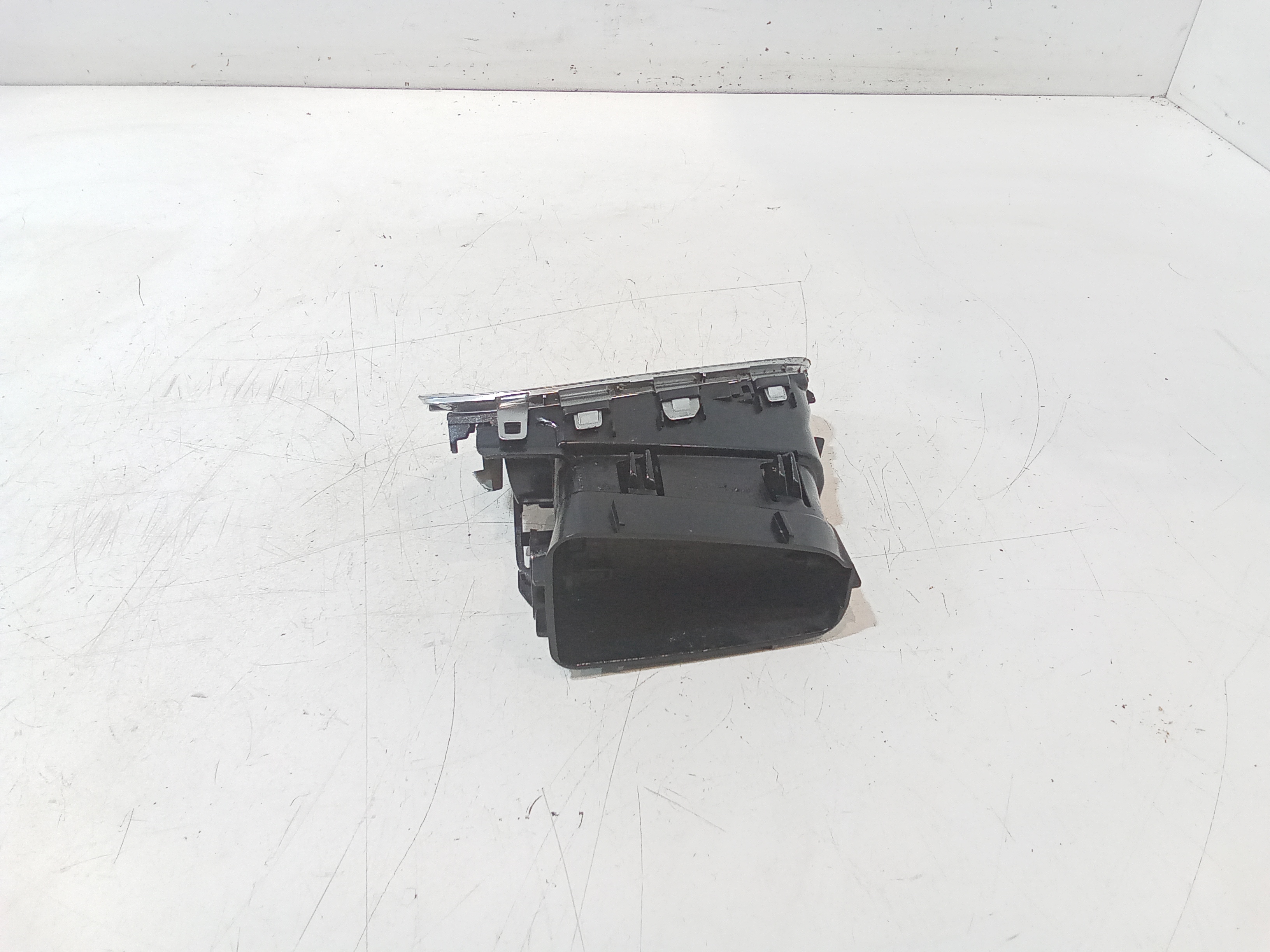 Bocchetta aria cruscotto lato guida per Citroen DS 4 (2011 - 2015)