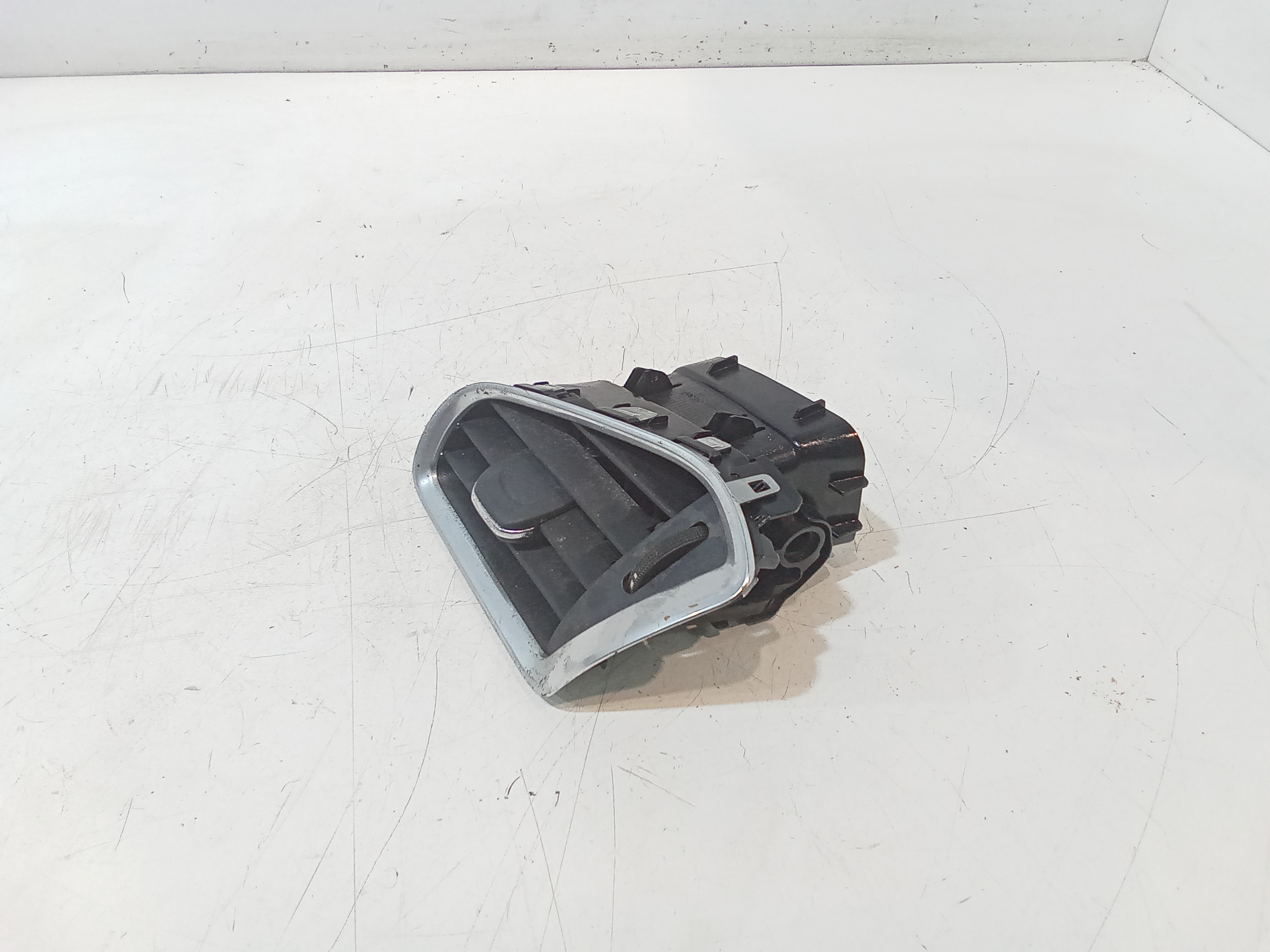 Bocchetta aria cruscotto lato guida per Citroen DS 4 (2011 - 2015)