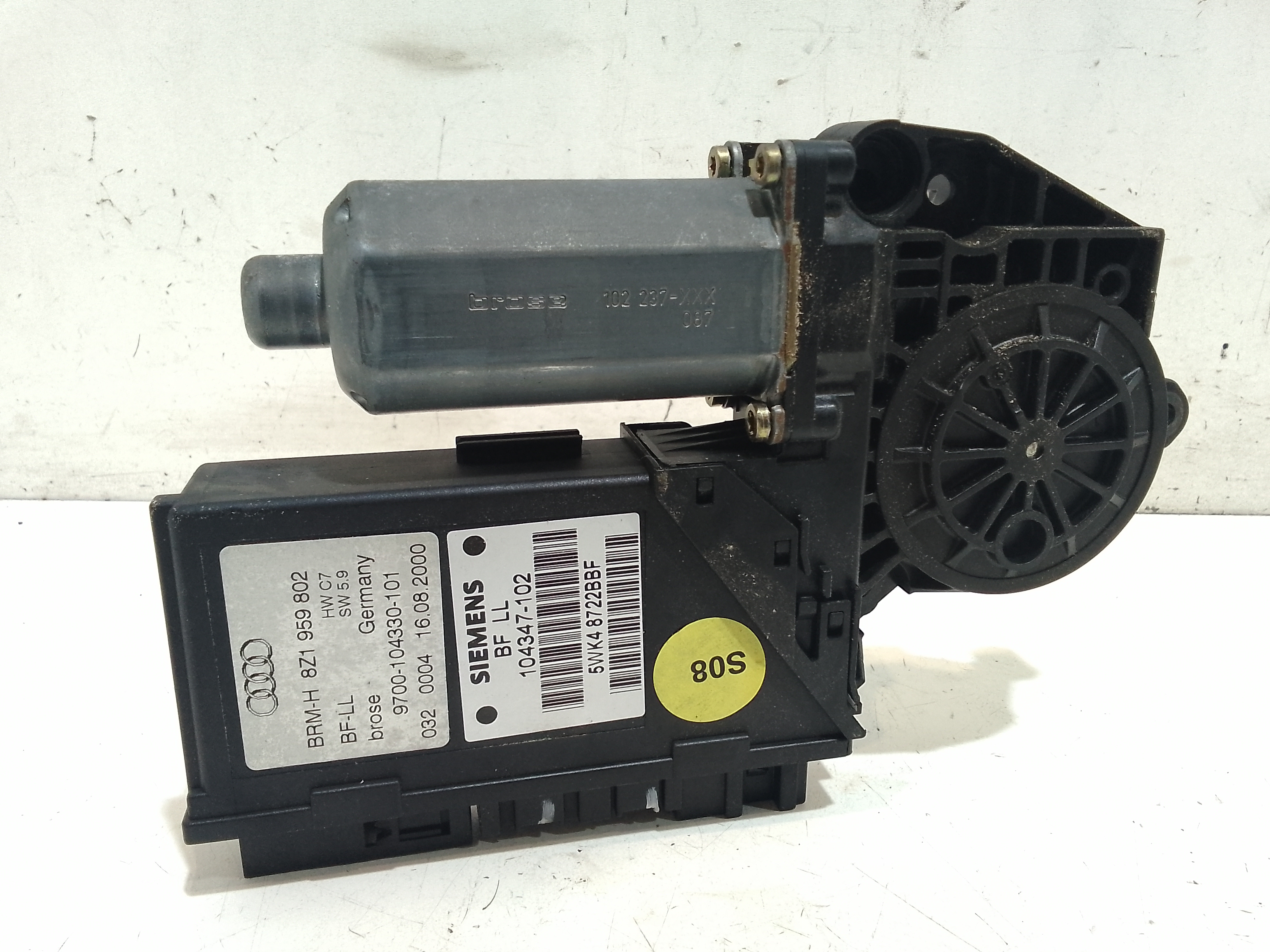 Motorino Alzavetro anteriore destra per Audi A2 Serie (8z0) (00>05) (2000 - 2005)