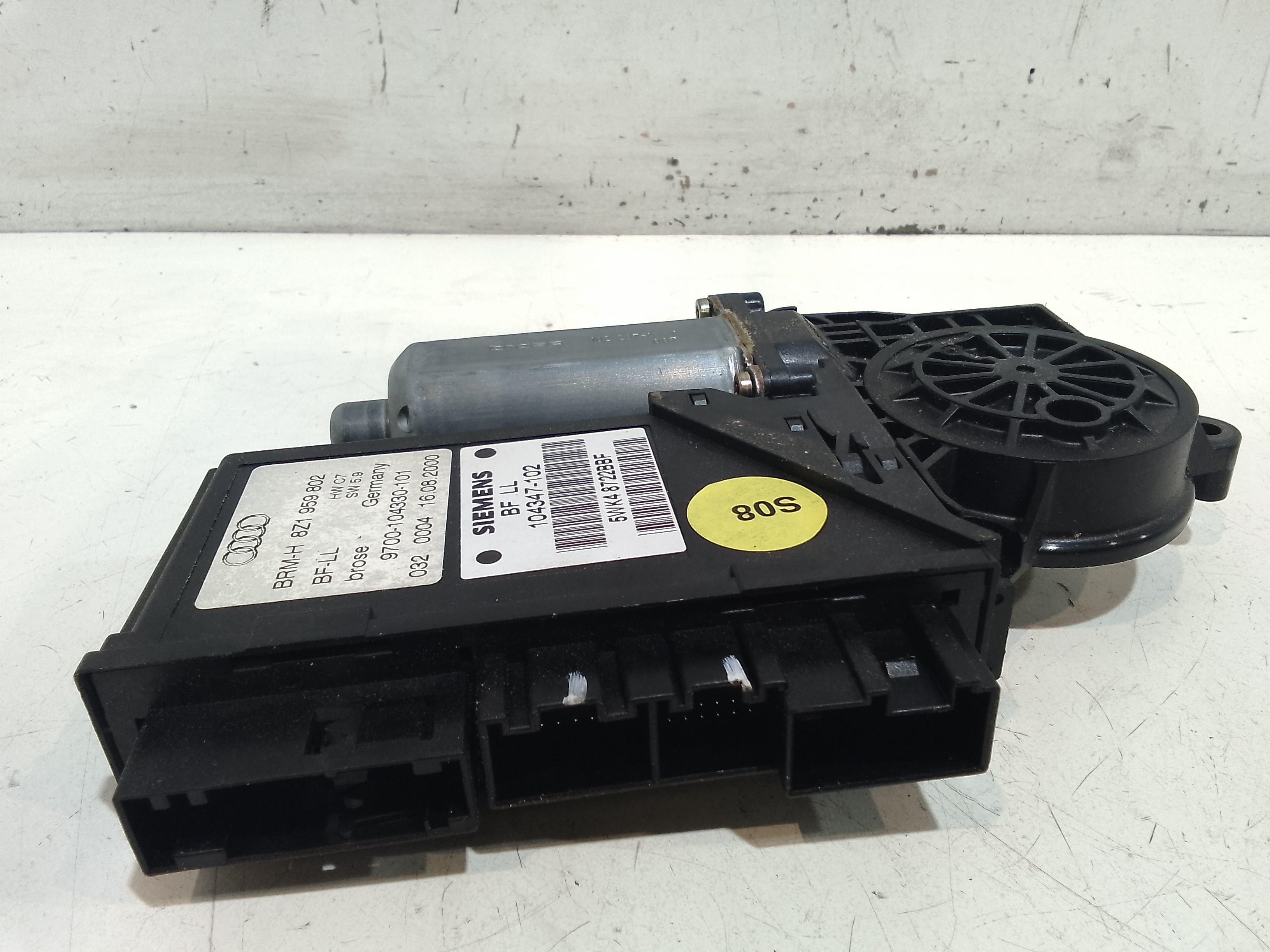 Motorino Alzavetro anteriore destra per Audi A2 Serie (8z0) (00>05) (2000 - 2005)