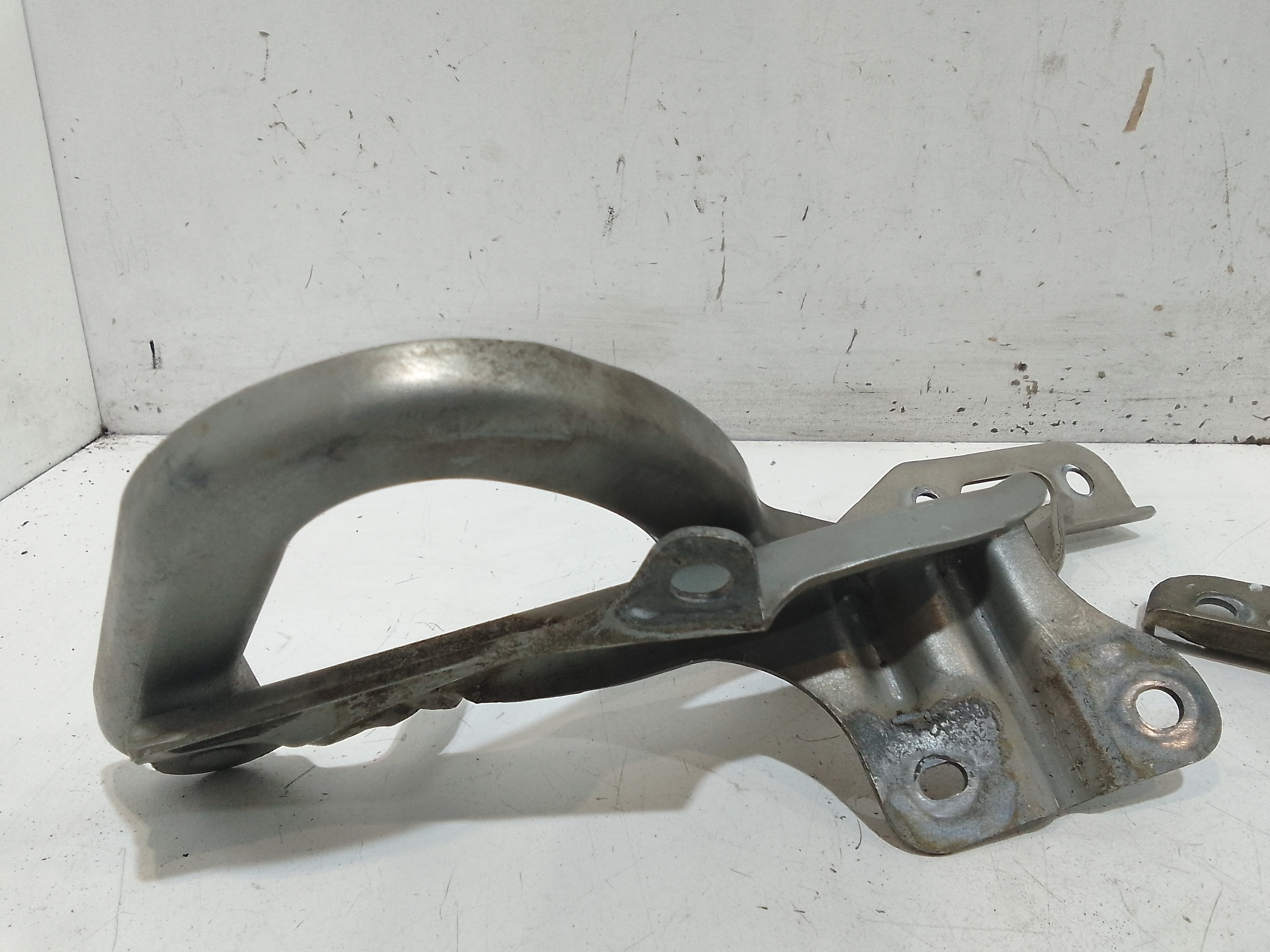 Cerniere cofano anteriore dx e sx per Fiat Sedici 1 Serie (2006 - 2009)