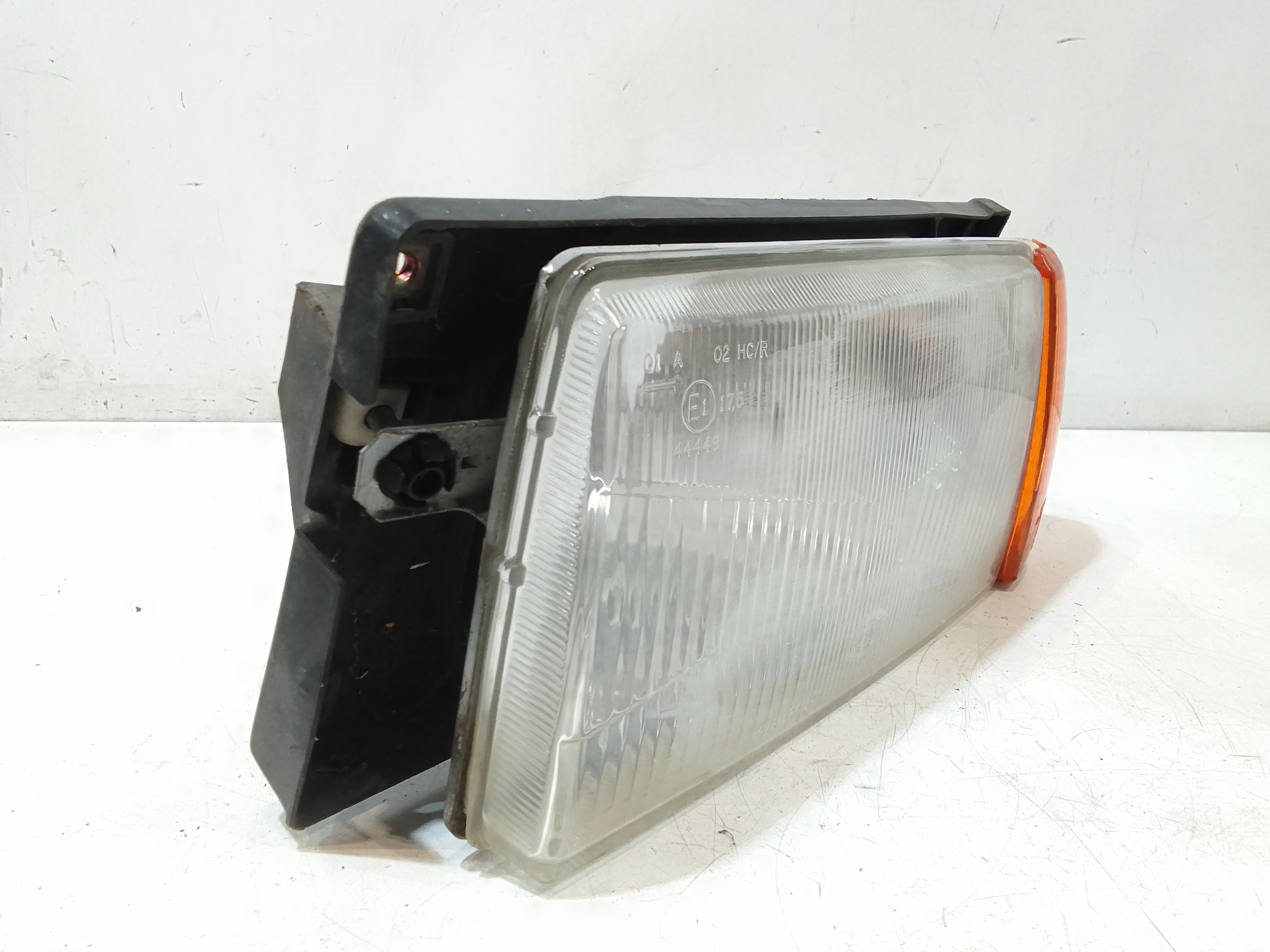 Faro anteriore Sinistro Guida per Volkswagen Polo 2 Serie (1981 - 1994)