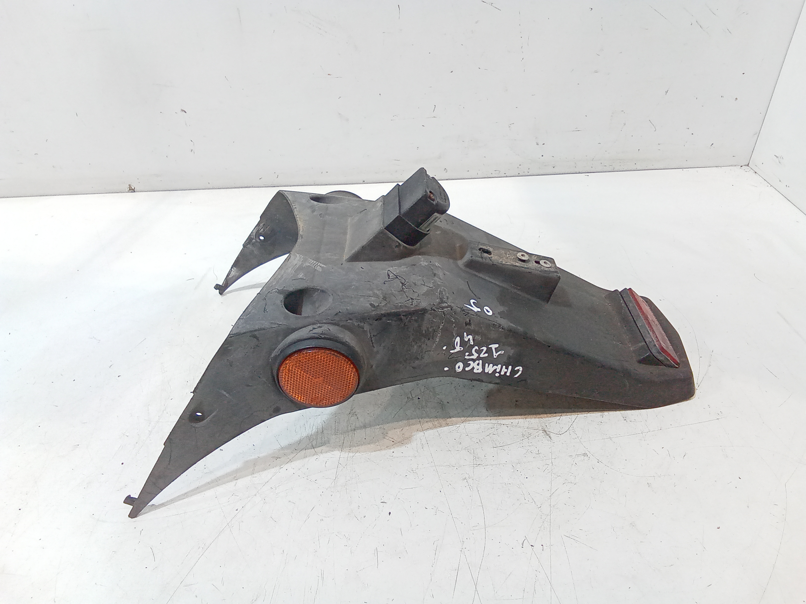 Parafango posteriore targa per Kymco People 125 (2003 - 2004)