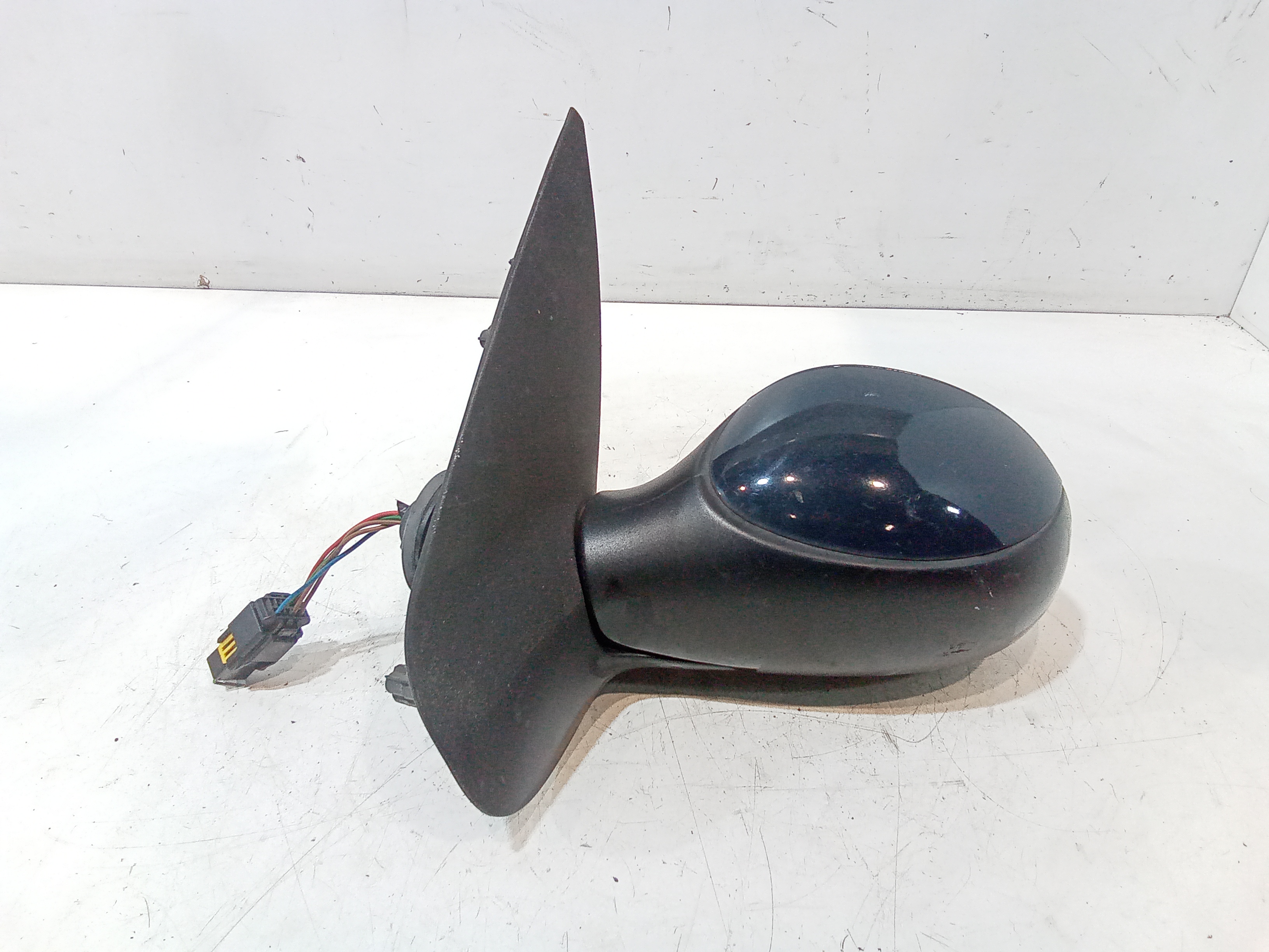 Specchietto Retrovisore Sinistro per Peugeot 206 Plus Berlina (2009 - In produzione)