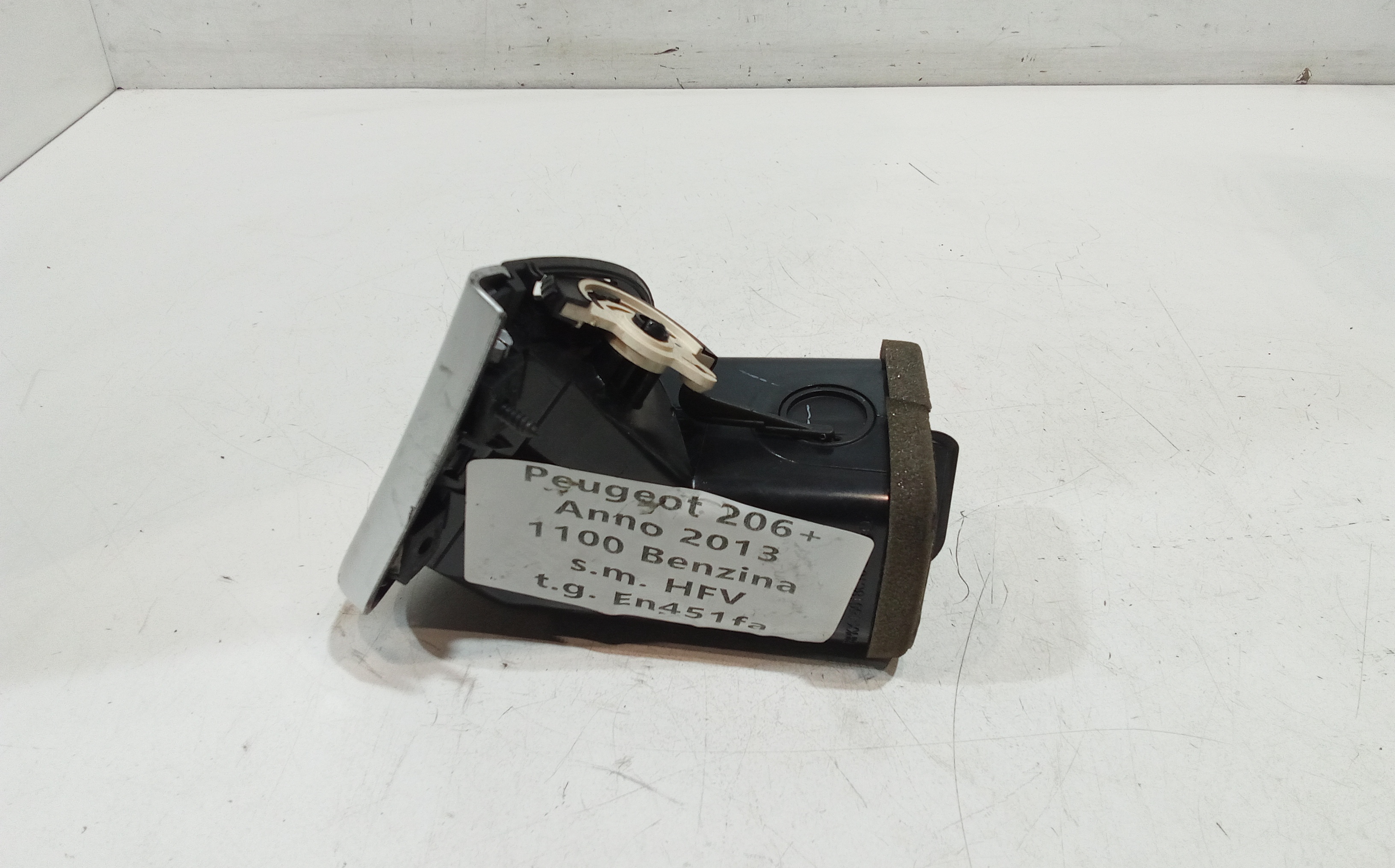 Bocchetta aria cruscotto lato guida per Peugeot 206 Plus Berlina (2009 - In produzione)