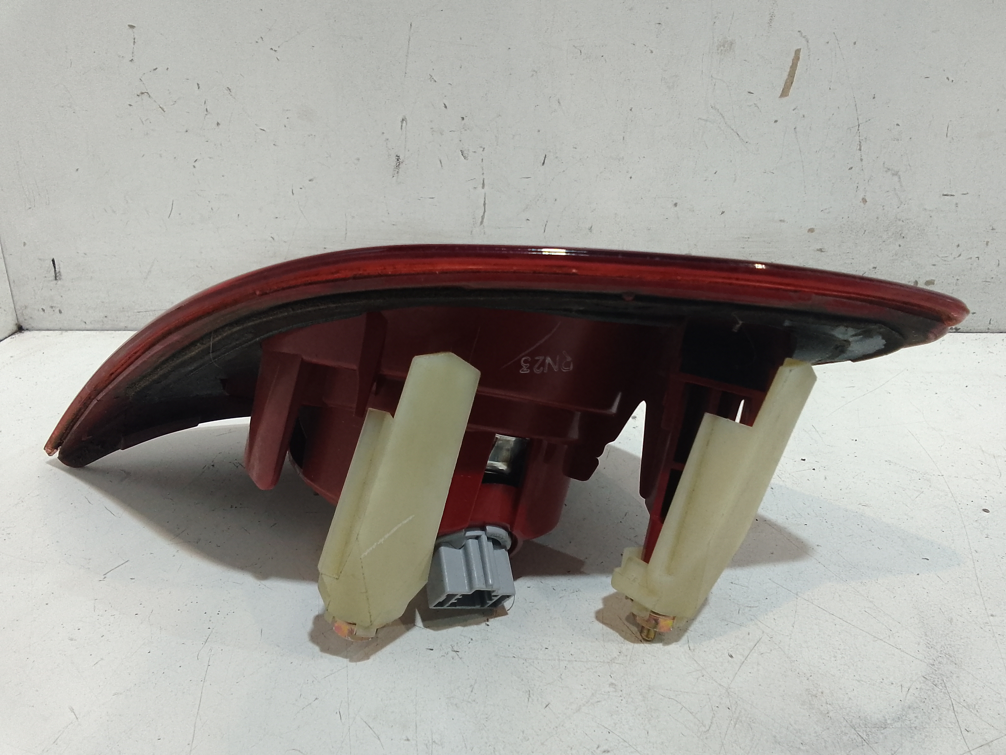 Stop Posteriore Destro Integrato nel Portello per Mazda 3 Berlina Serie (03>09) (2003 - 2009)