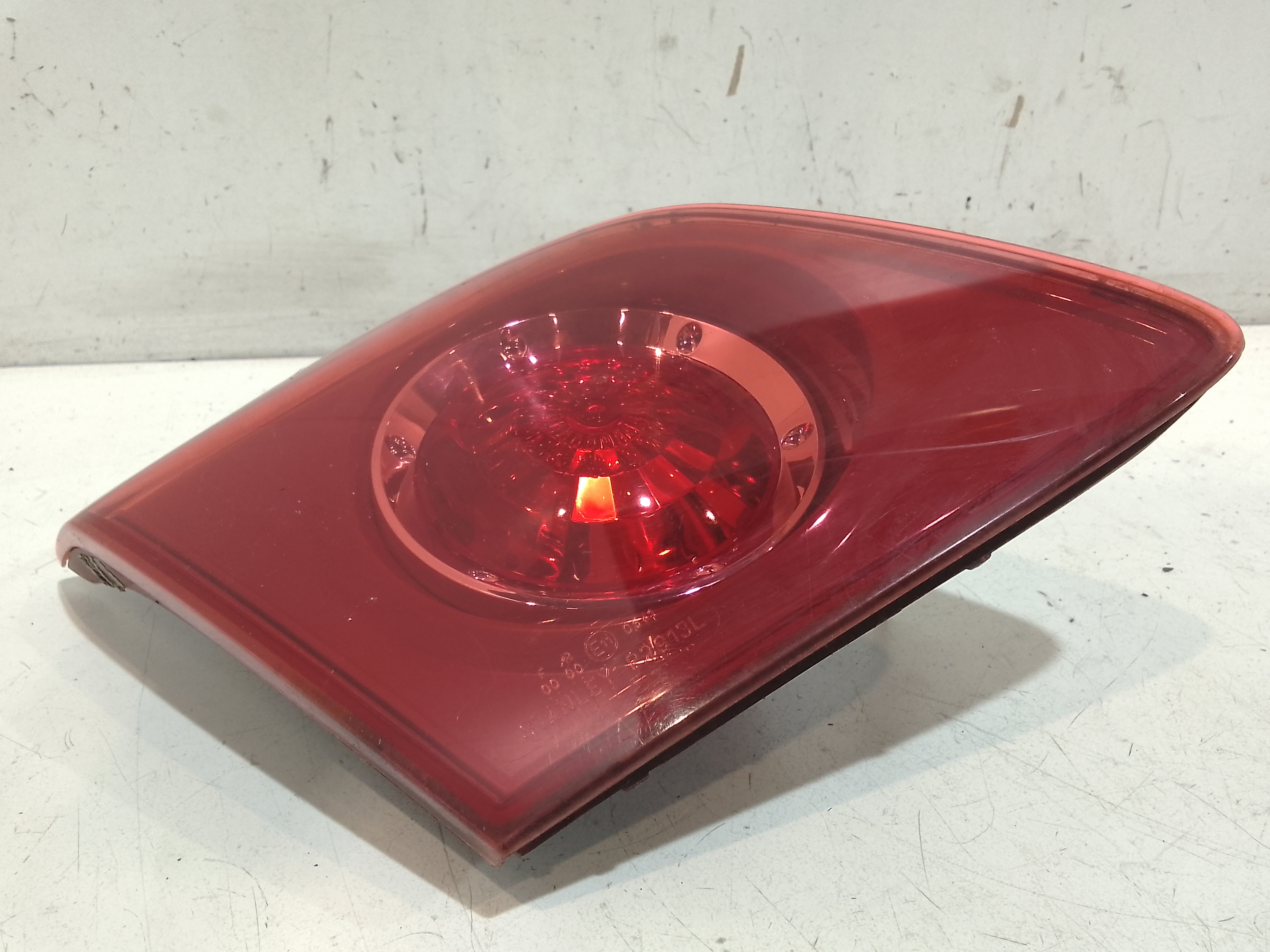 Stop Posteriore Sinistro Integrato nel Portello per Mazda 3 Berlina Serie (03>09) (2003 - 2009)