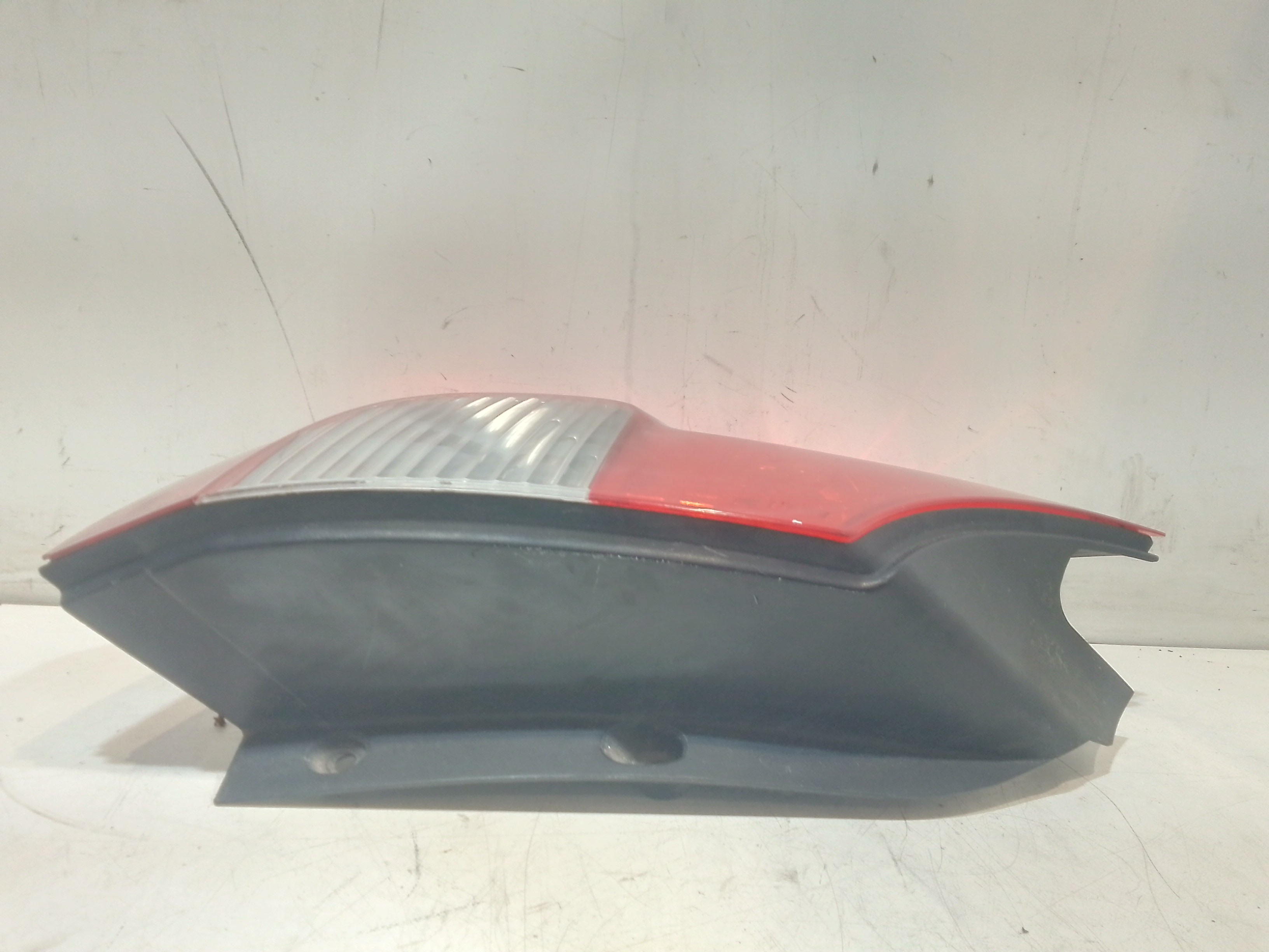 Stop fanale Posteriore sinistro lato Guida per Renault Scenic Serie (03>09) (2003 - 2009)