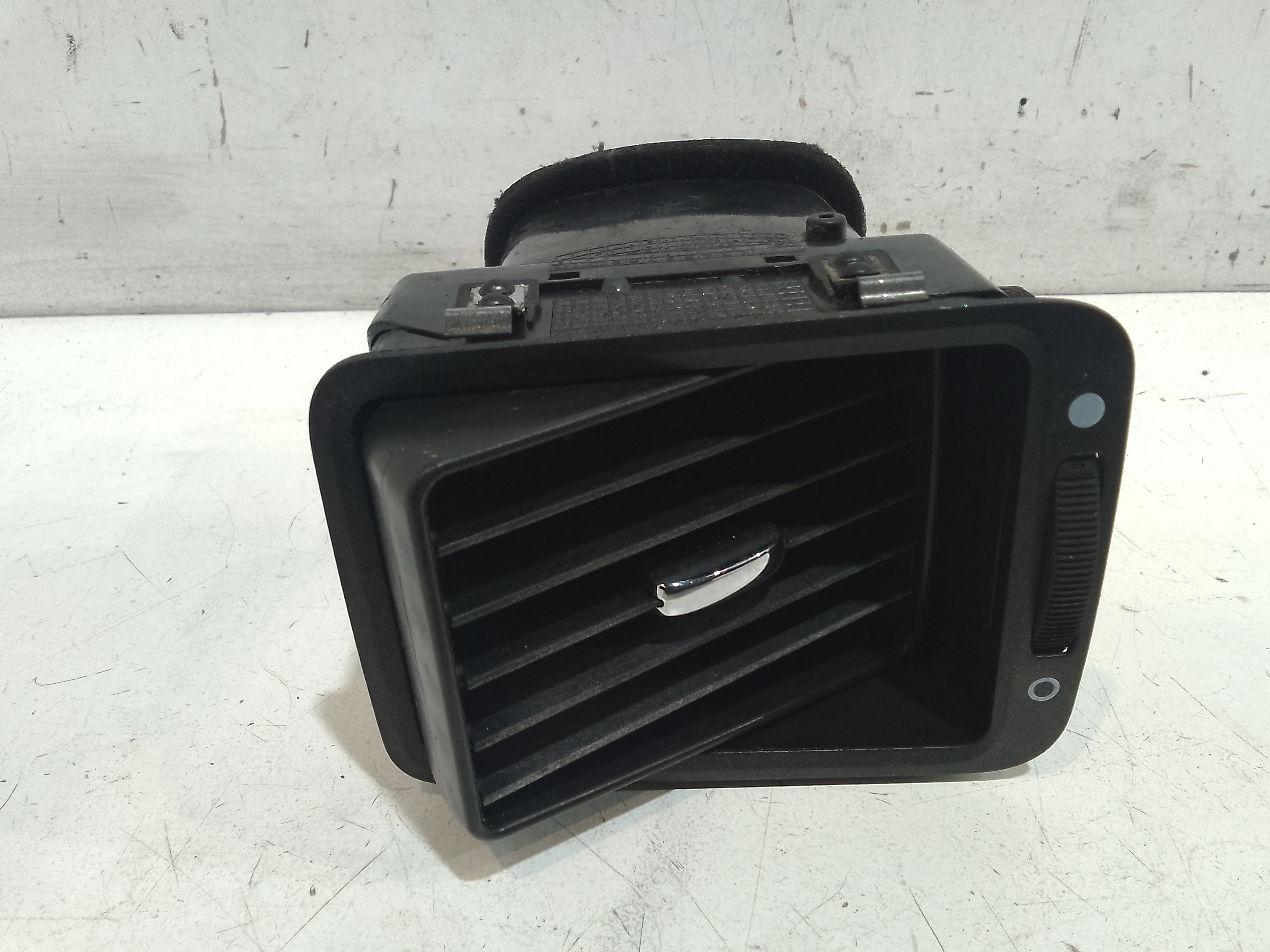 Bocchetta aria cruscotto lato passeggero per Lancia Musa 1 Serie (2004 - 2007)