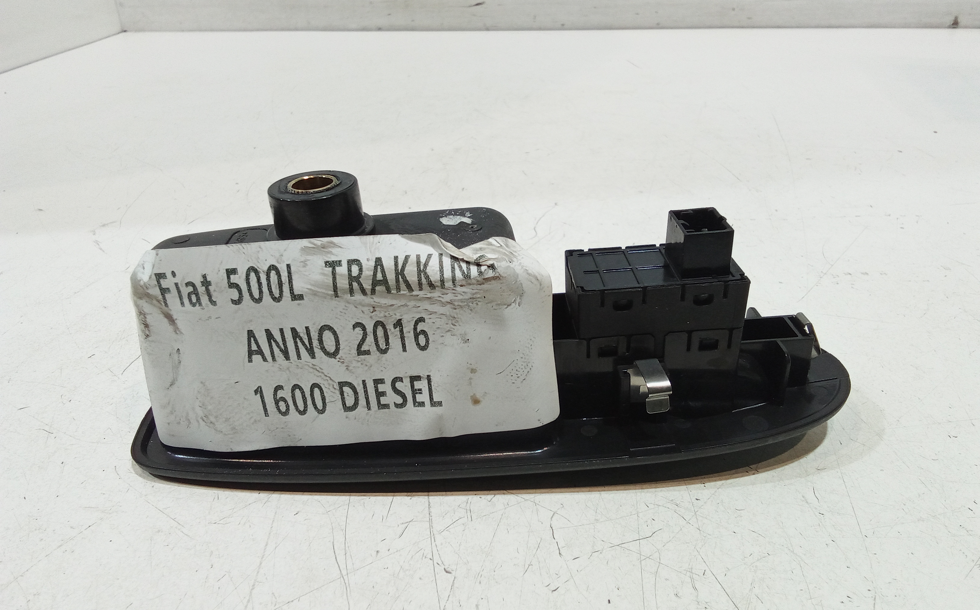 Pulsantiera Posteriore Destra per Fiat 500 L Serie Trekking/cross (2013 - In produzione)