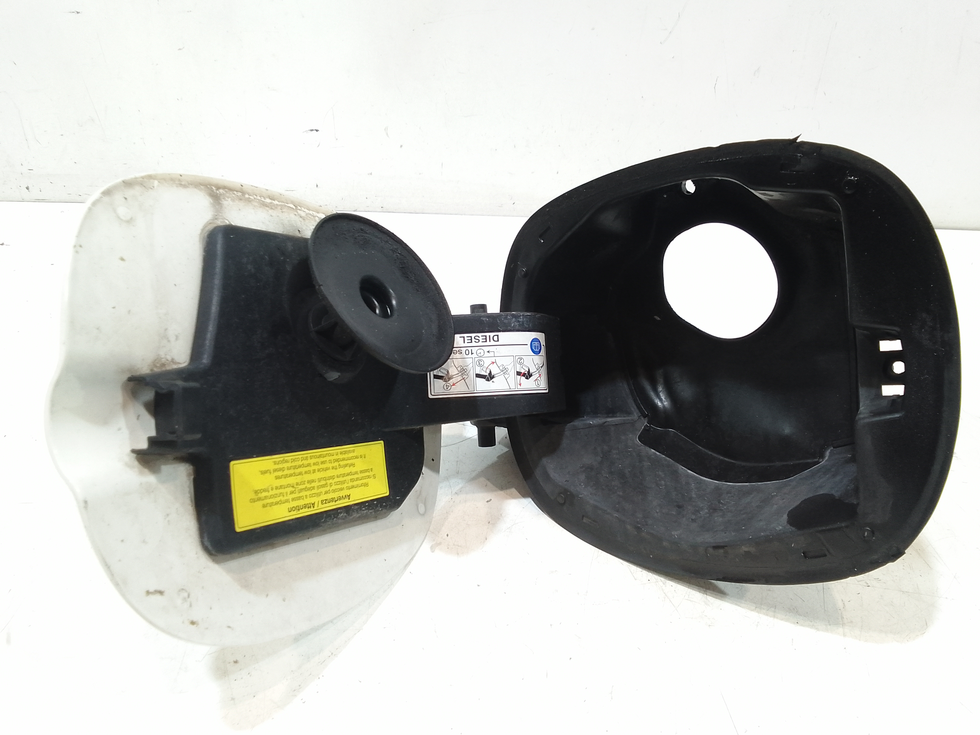 Sportellino Carburante per Fiat 500 L Serie Trekking/cross (2013 - In produzione)