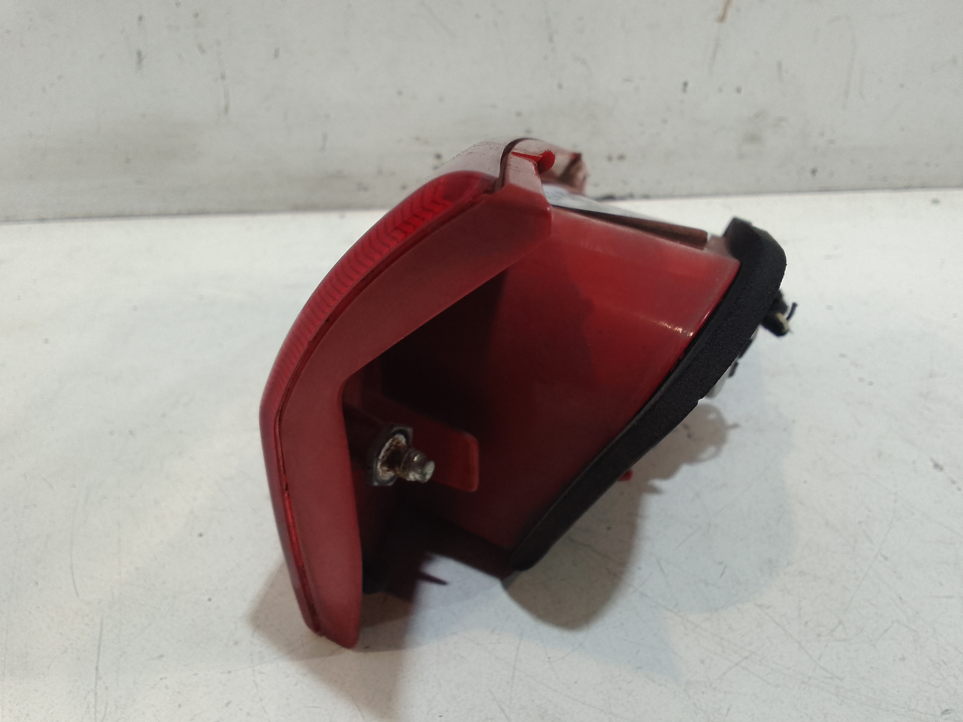 Stop Posteriore Destro Integrato nel Portello per Alfa Romeo 147 Serie (937_) (05>10) (2005 - 2010)