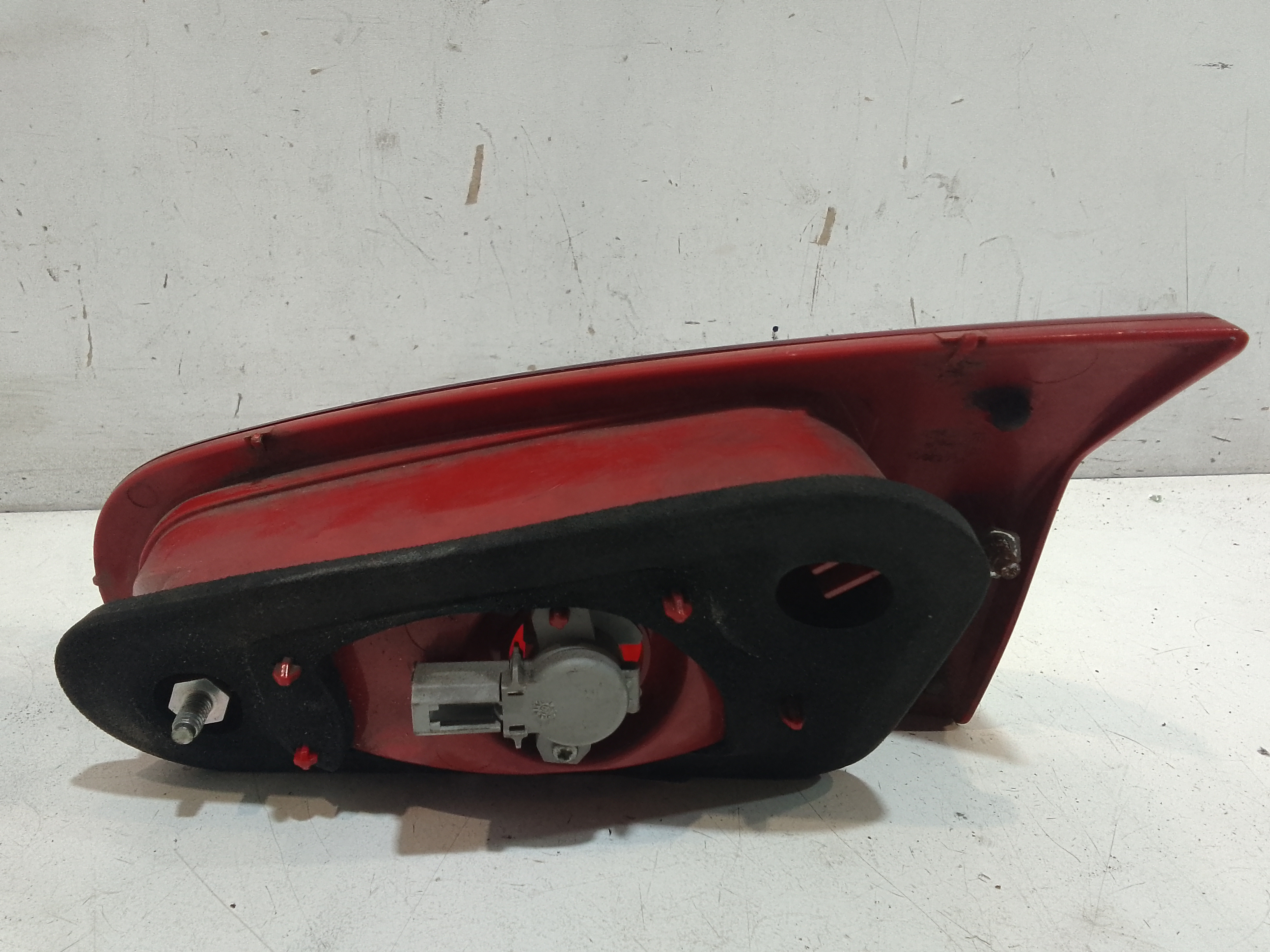 Stop Posteriore Sinistro Integrato nel Portello per Alfa Romeo 147 Serie (937_) (05>10) (2005 - 2010)