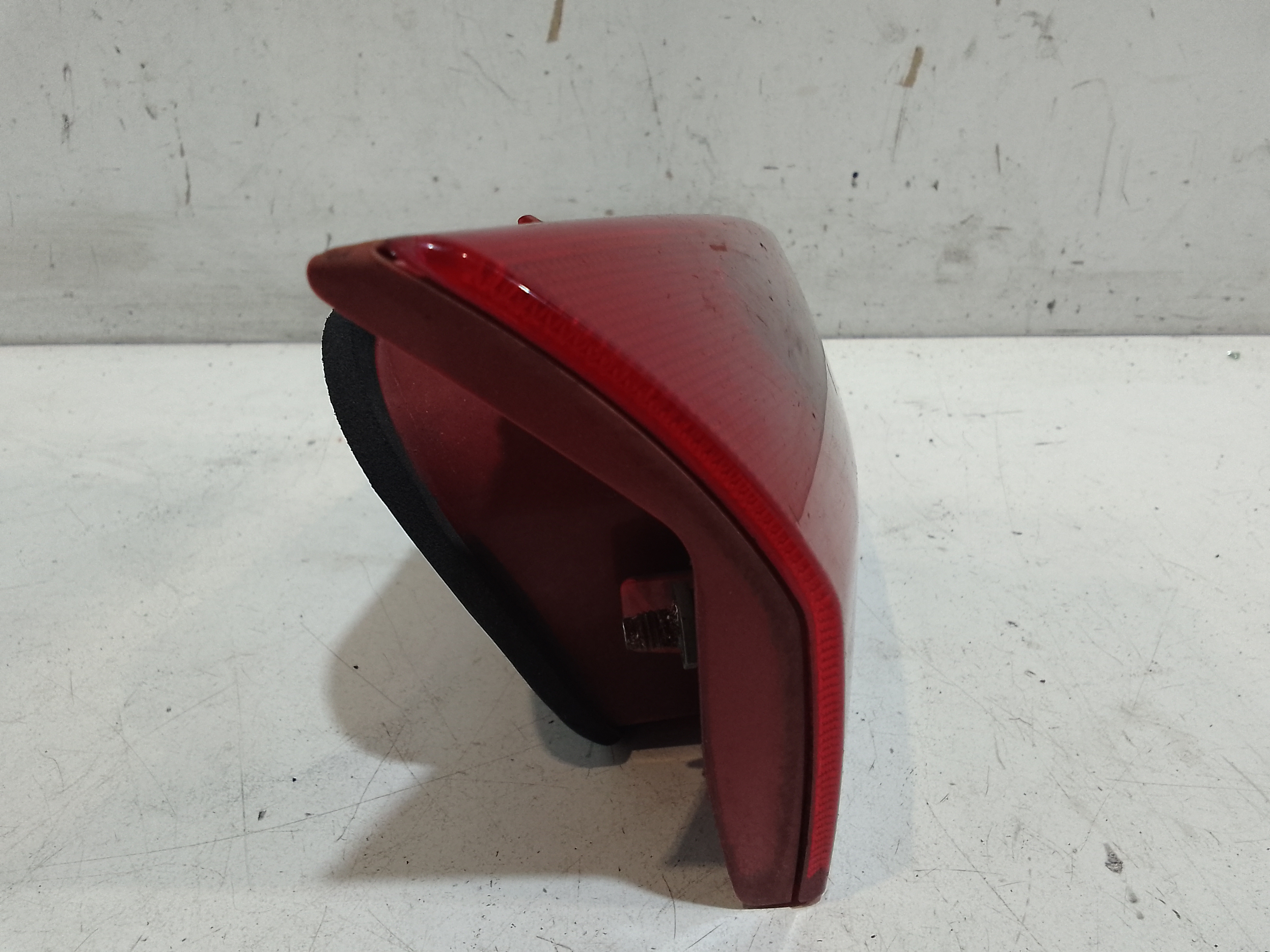 Stop Posteriore Sinistro Integrato nel Portello per Alfa Romeo 147 Serie (937_) (05>10) (2005 - 2010)