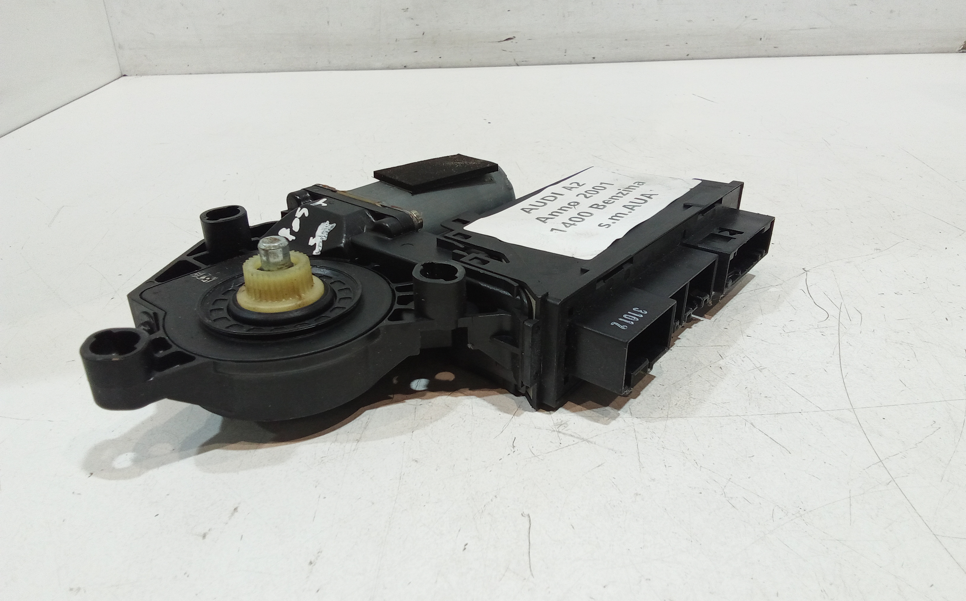 Motorino Alzavetro posteriore Sinistro per Audi A2 Serie (8z0) (00>05) (2000 - 2005)