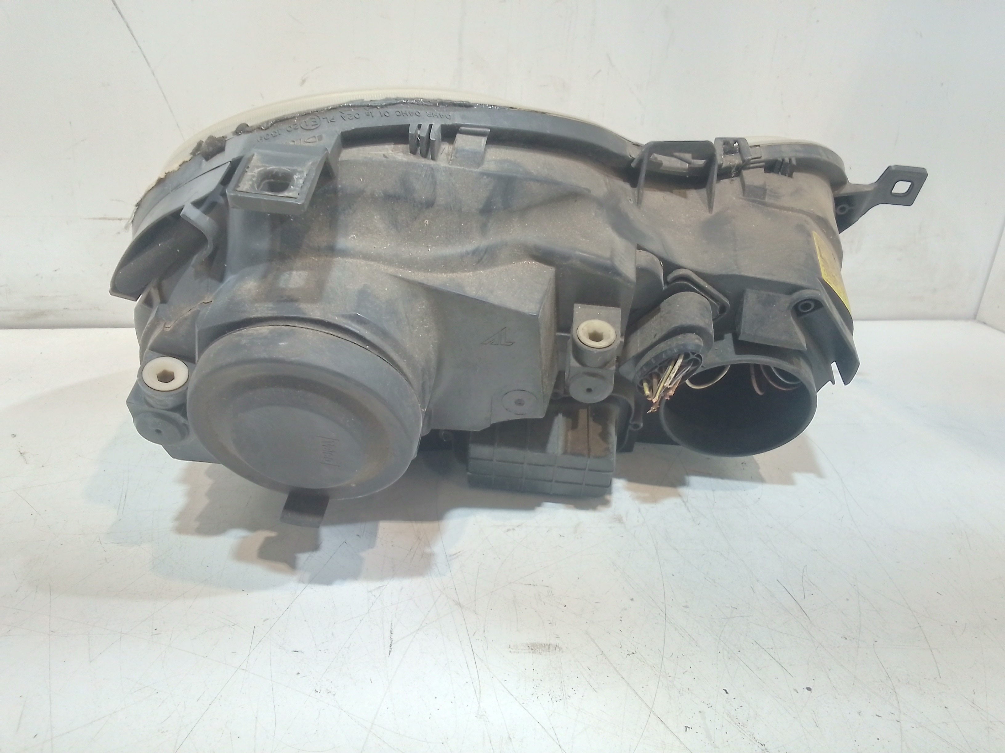 Faro anteriore Sinistro Guida per Volkswagen Polo 4 Serie (2001 - 2009)