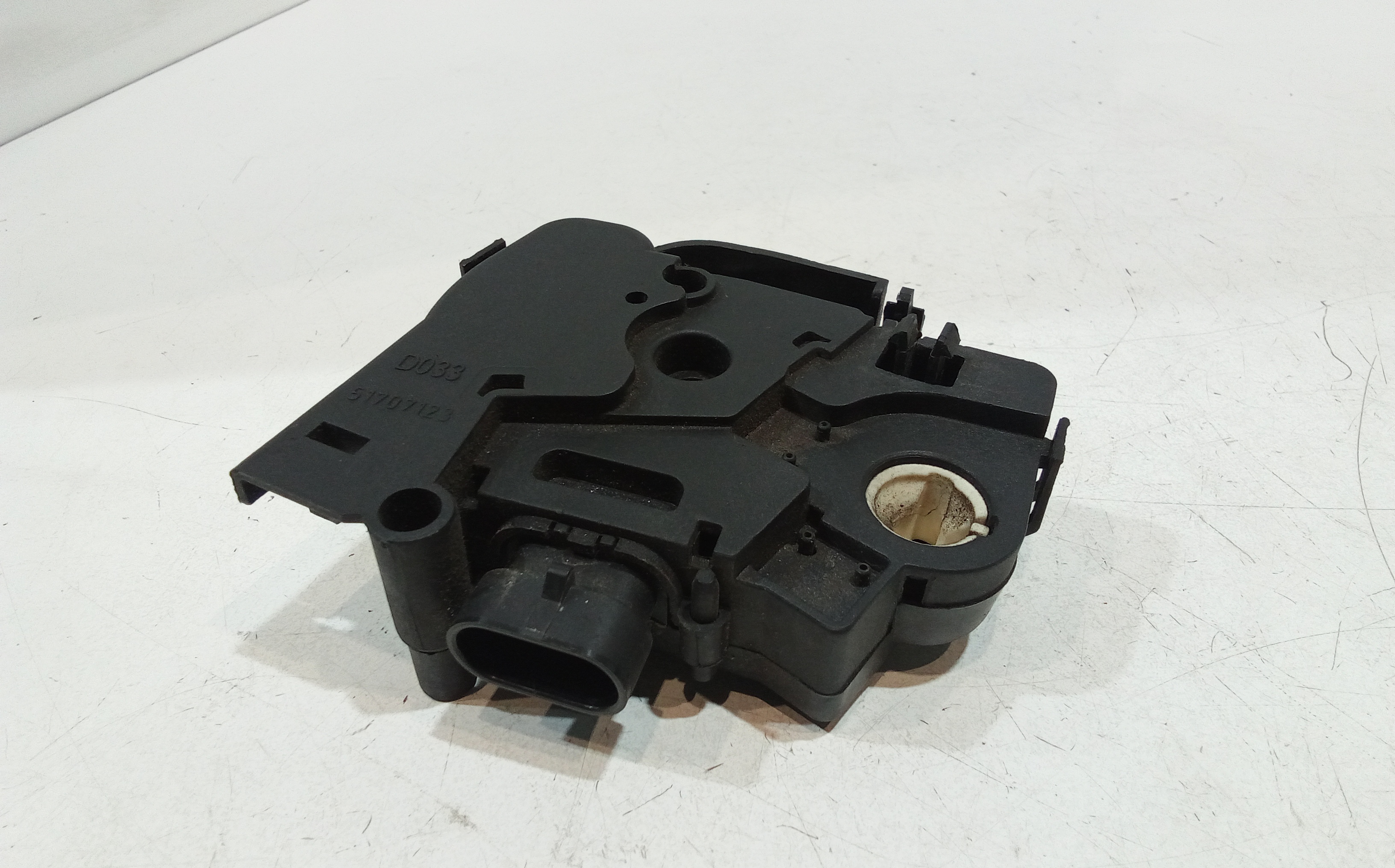 Attuatore serratura anteriore sinistro per Fiat Idea 1 Serie (2003 - 2005)