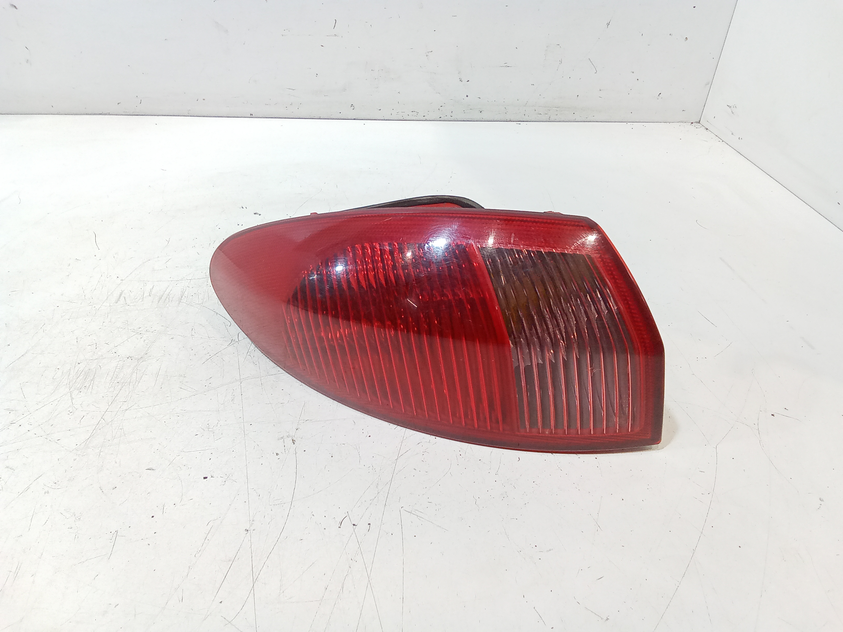 Stop fanale Posteriore sinistro lato Guida per Alfa Romeo 147 Serie (937) (00>05<) (2000 - 2005)