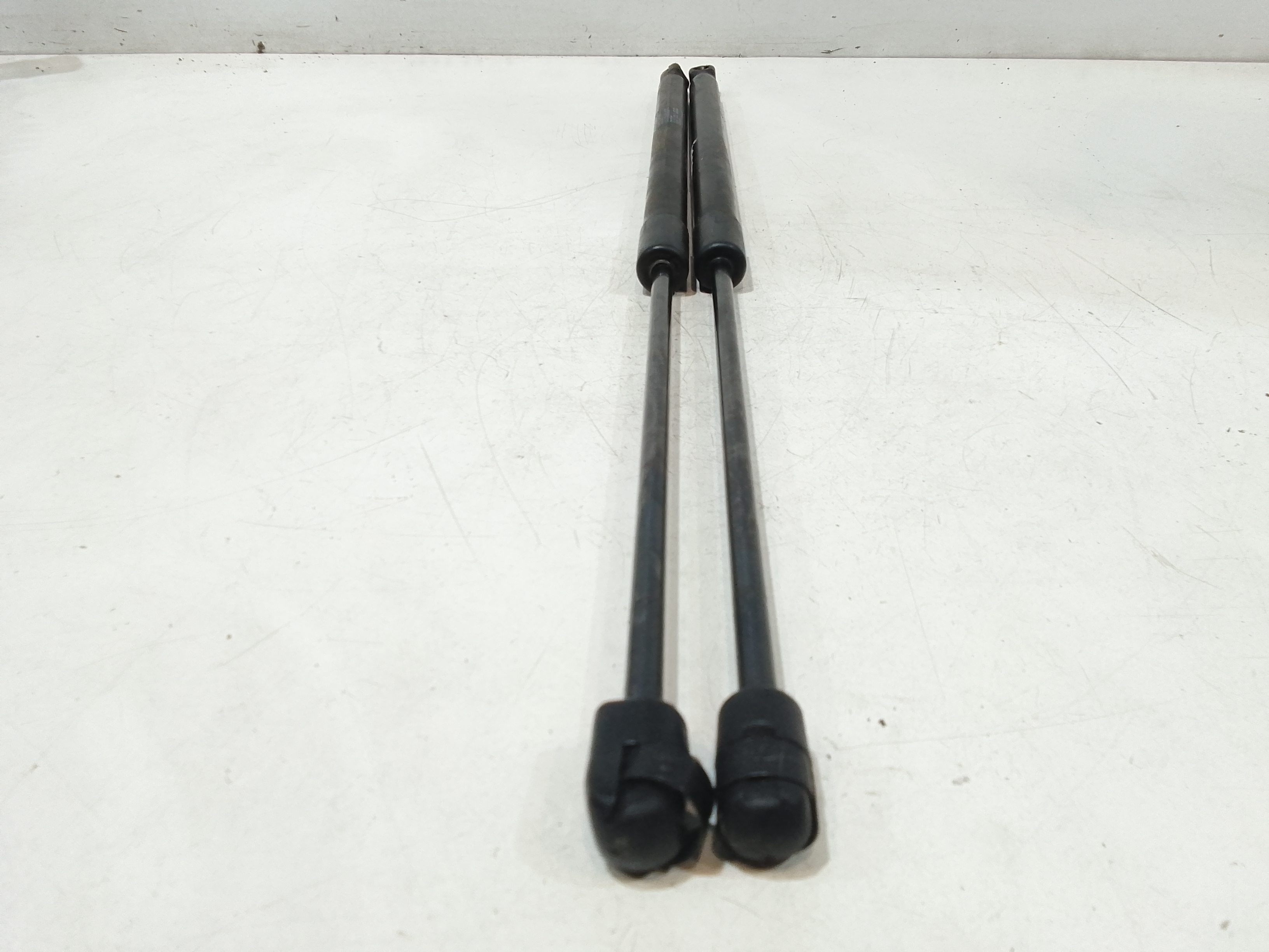 Pistoncini cofano Post. per Mercedes Classe C Sport Coup W203 (00>08) (2000 - 2008)