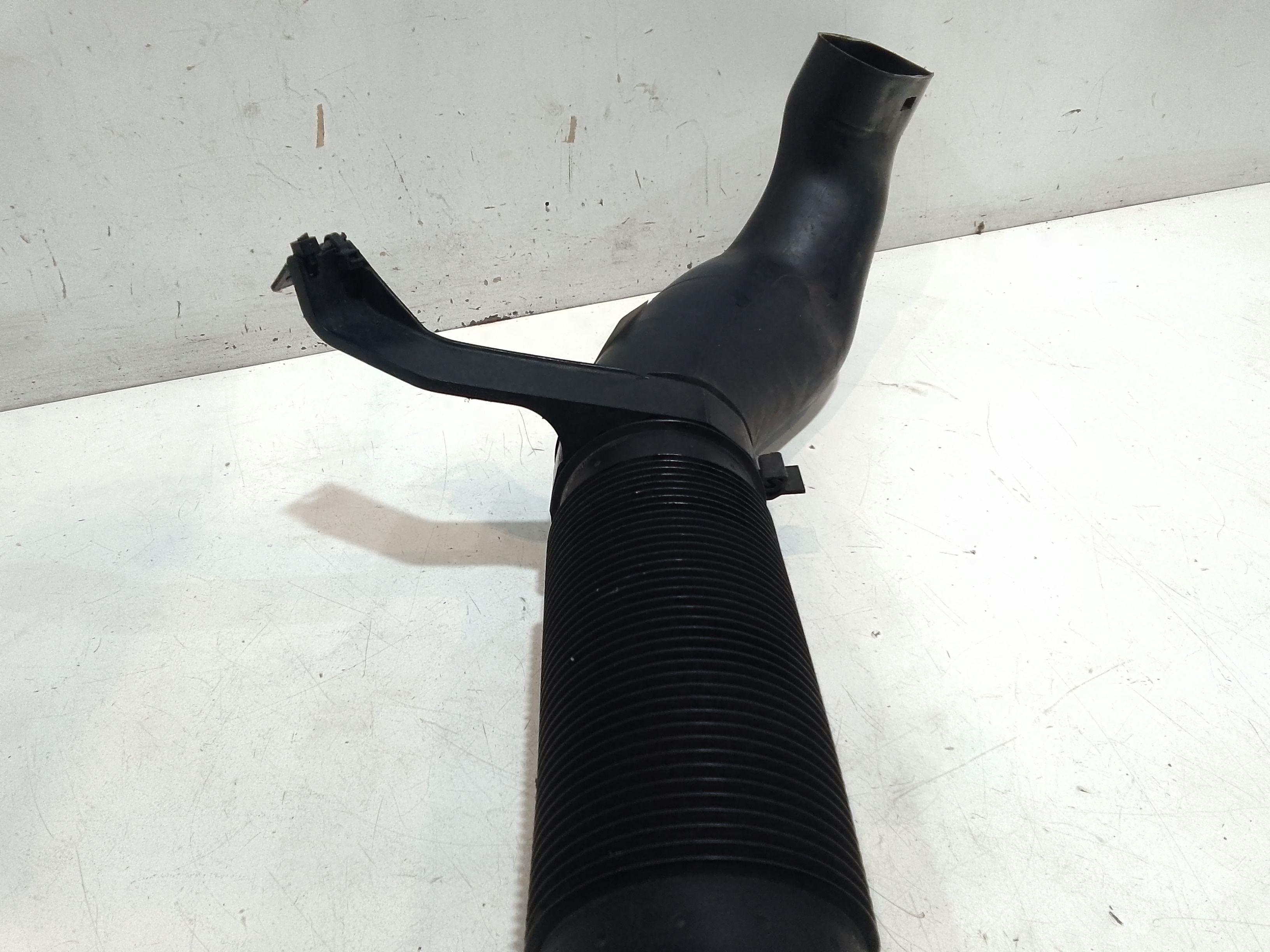 Tubo aspirazione filtro aria per Mercedes Classe C Berlina W203 2 Serie (2004 - 2007)