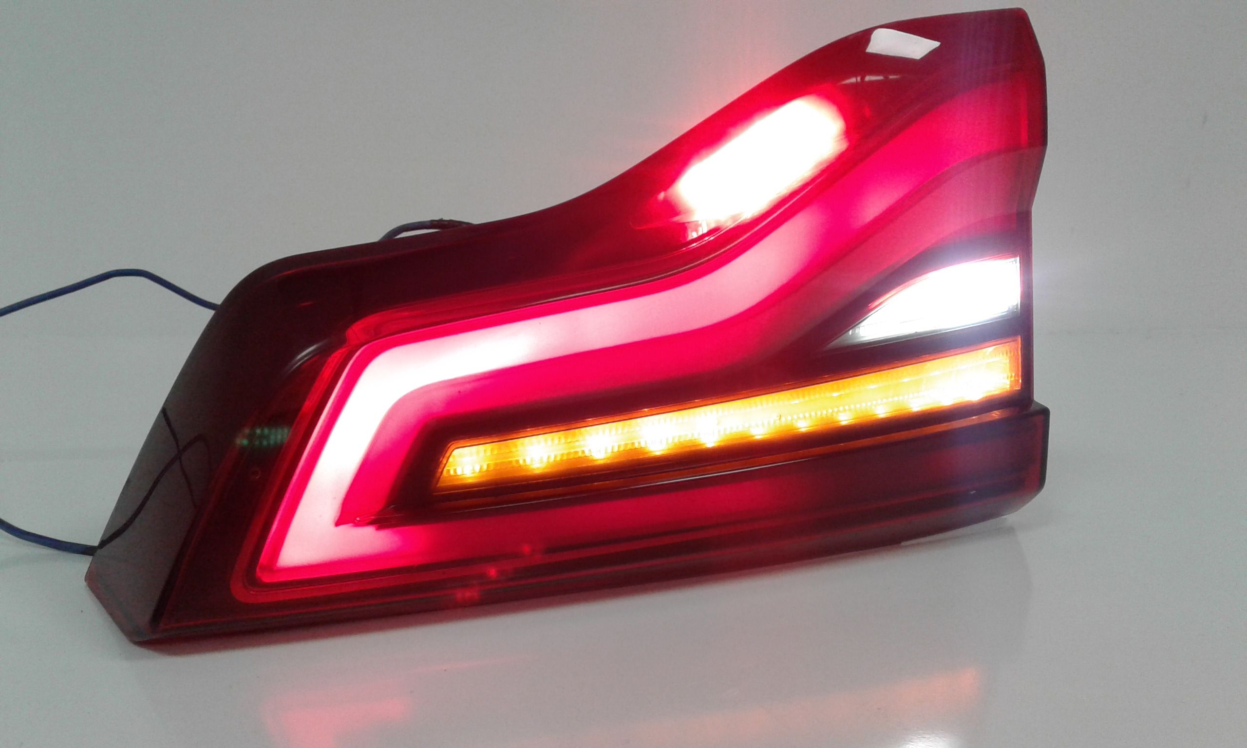 Stop Posteriore Sinistro Integrato nel Portello BMW X3 2 Serie