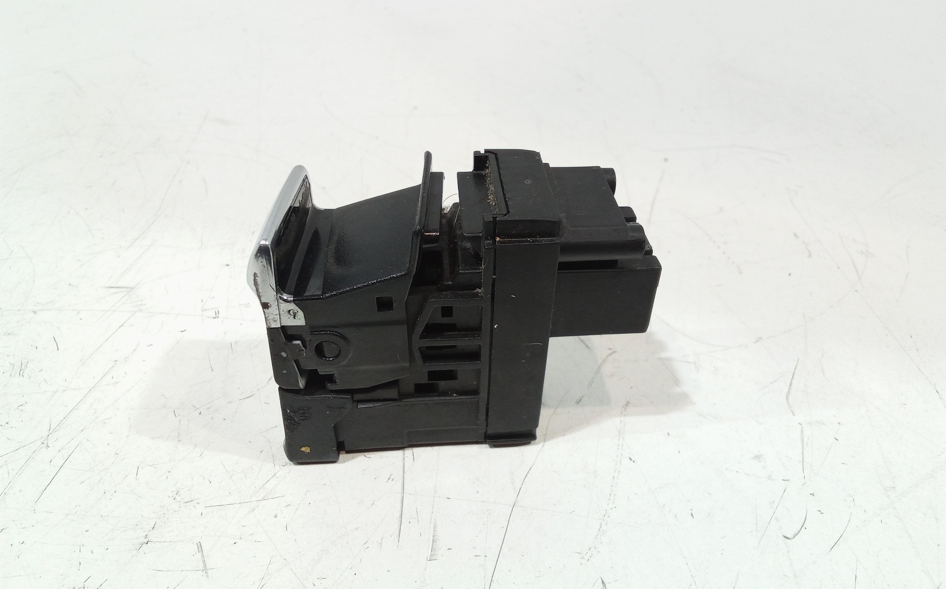 Pulsante freno di stazionamento per Audi A4 Avant (8k5) (08>15) (2008 - 2015)