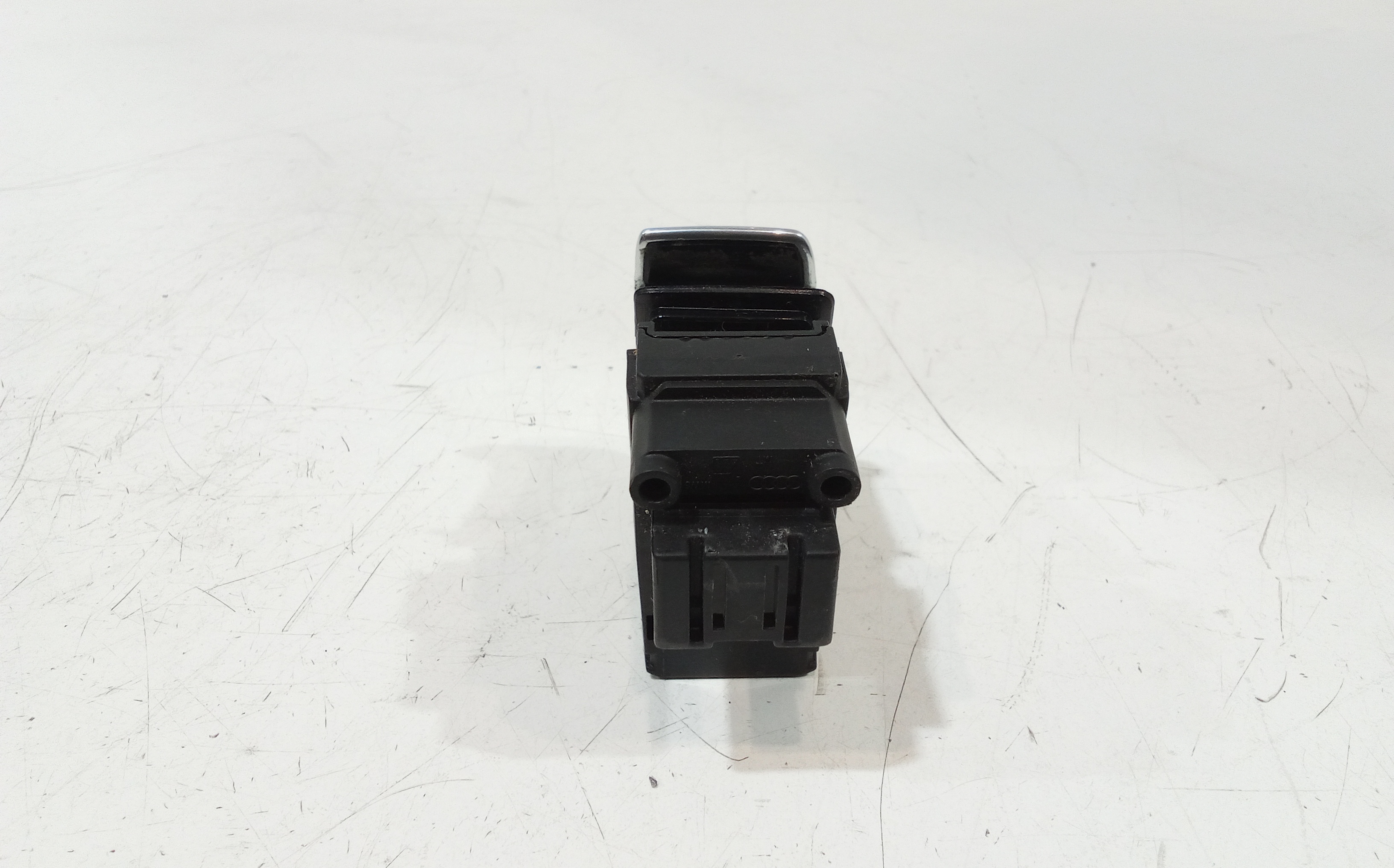 Pulsante freno di stazionamento per Audi A4 Avant (8k5) (08>15) (2008 - 2015)