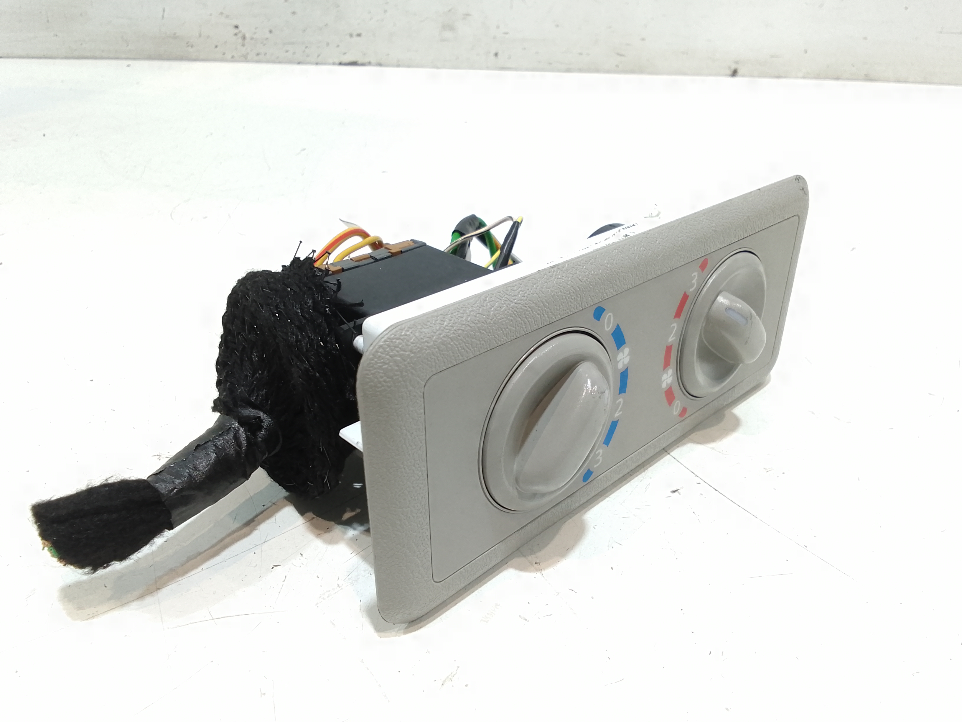 Comandi Clima per Opel Vivaro Serie (14>) (2014 - In produzione)