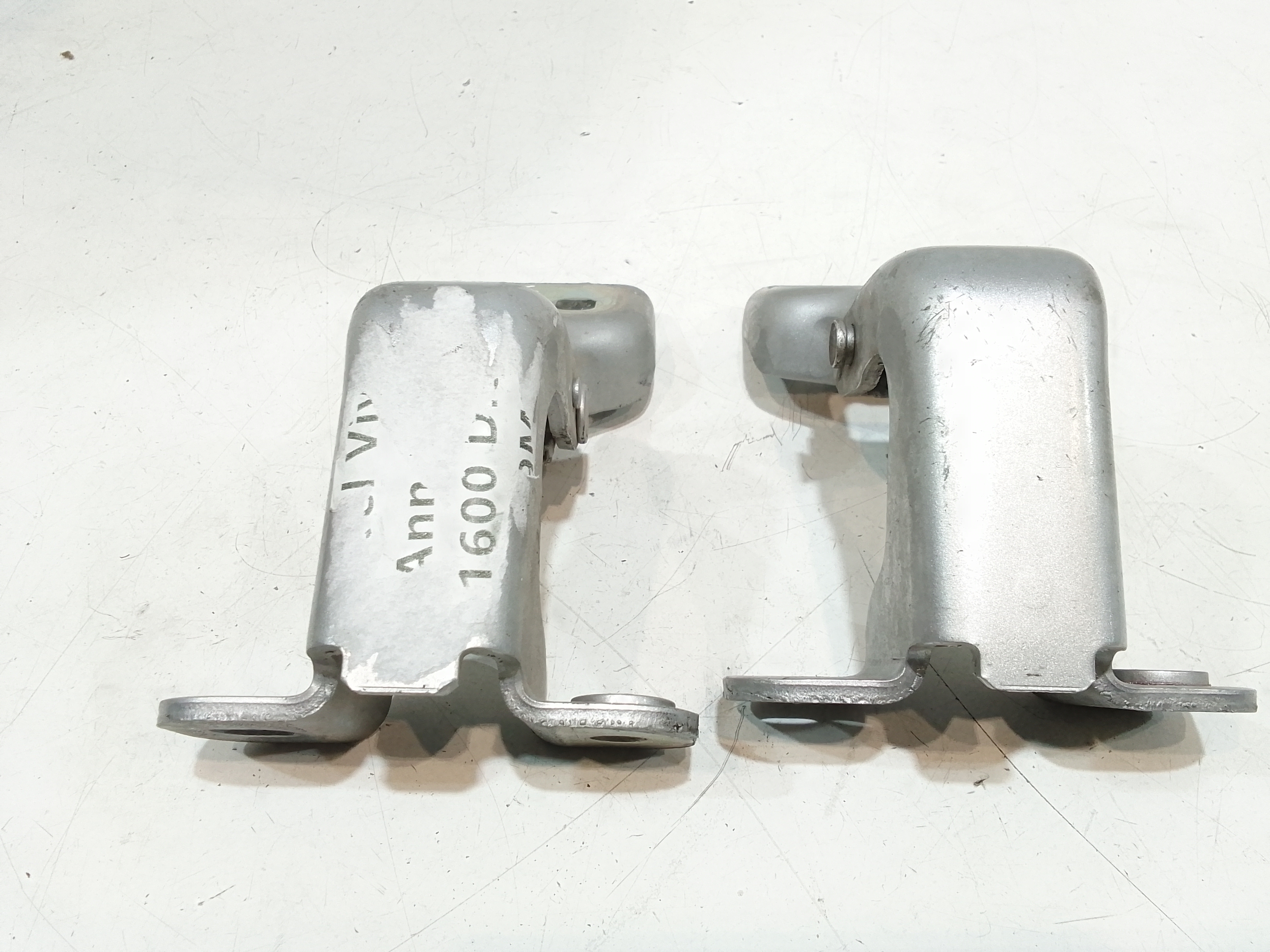 Coppia cerniere porta anteriore DX per Opel Vivaro Serie (14>) (2014 - In produzione)