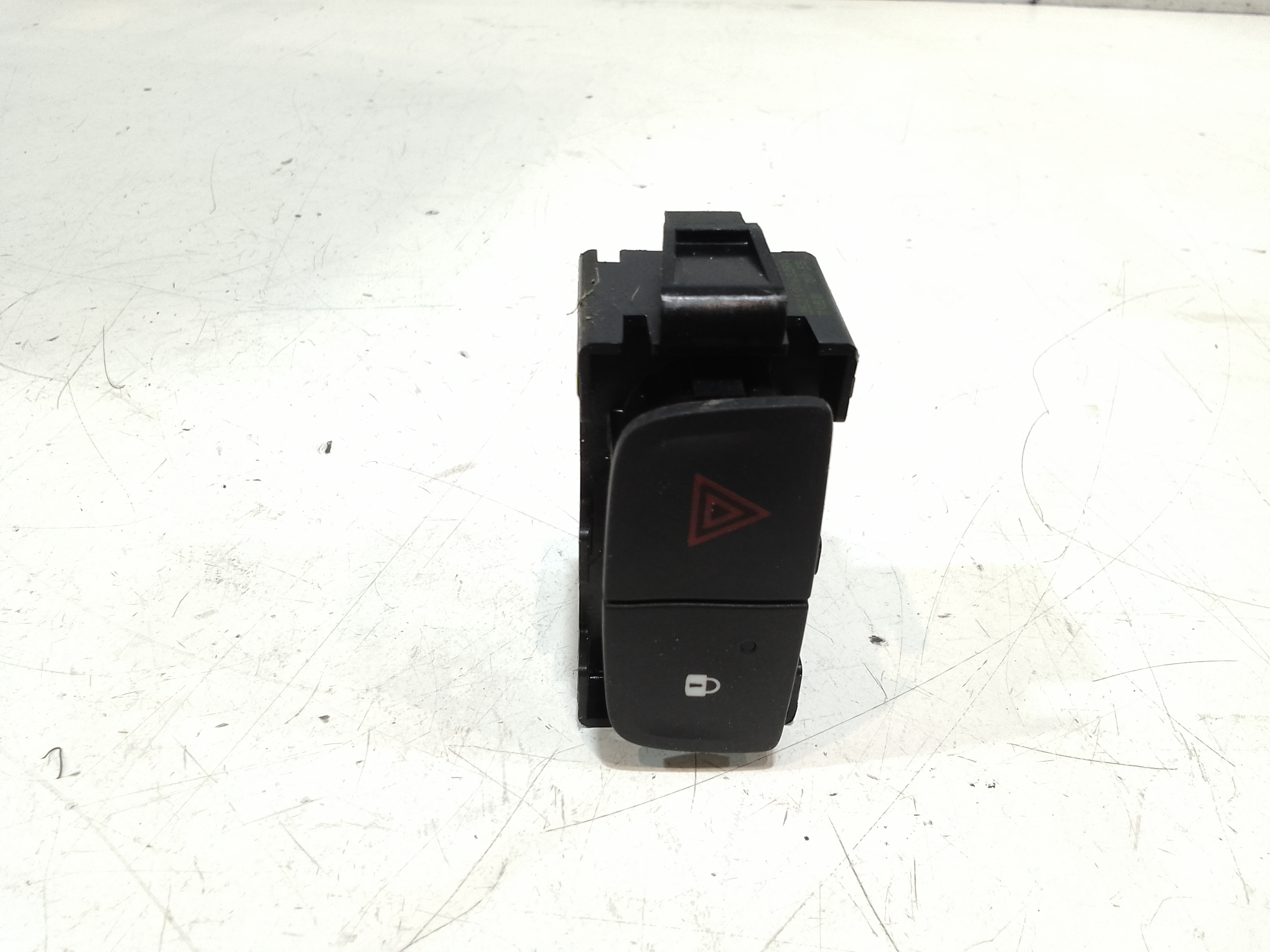 Pulsante luci di emergenza per Opel Vivaro Serie (14>) (2014 - In produzione)