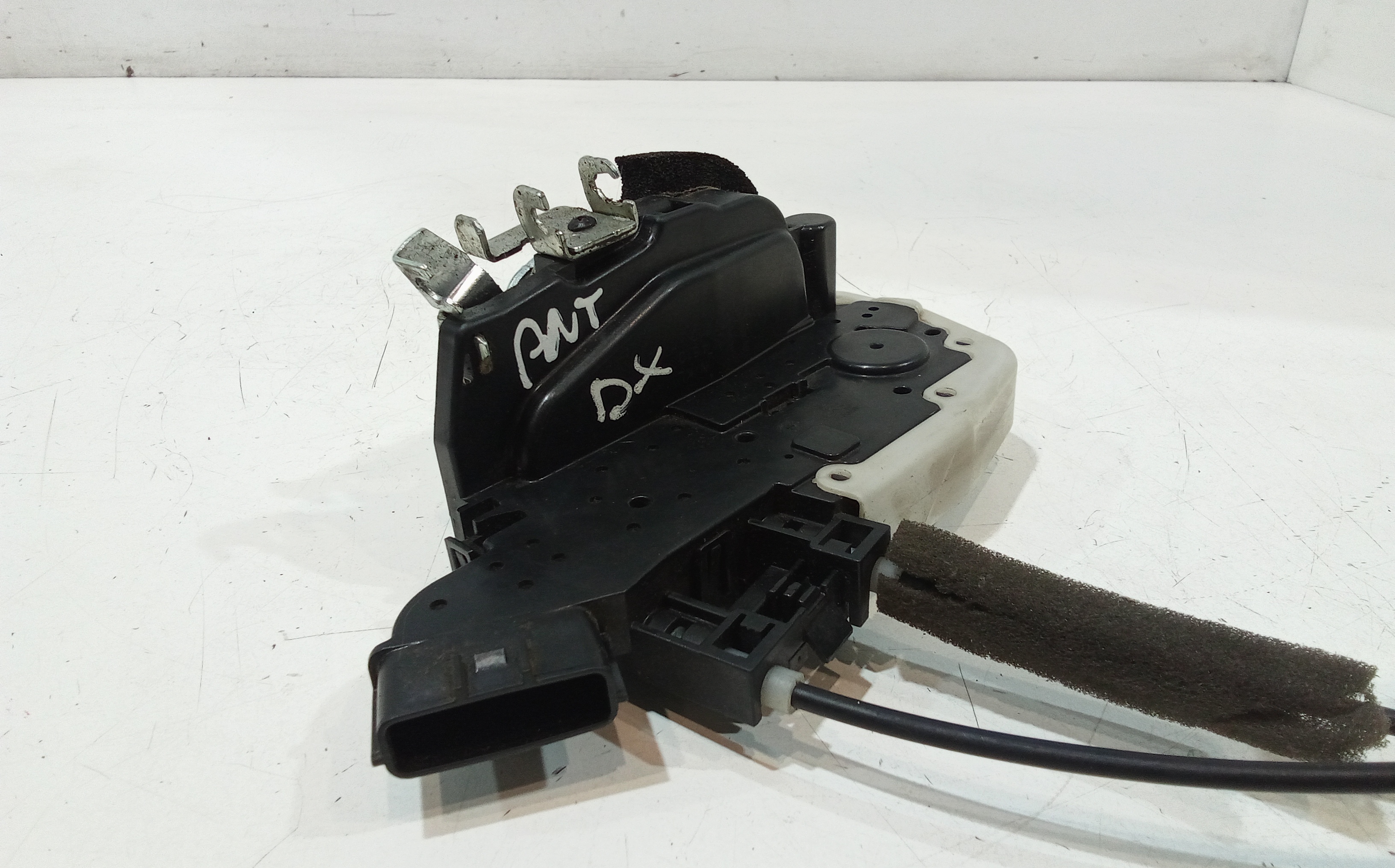 Serratura Anteriore Destra per Nissan Micra 7 Serie (2010 - 2016)