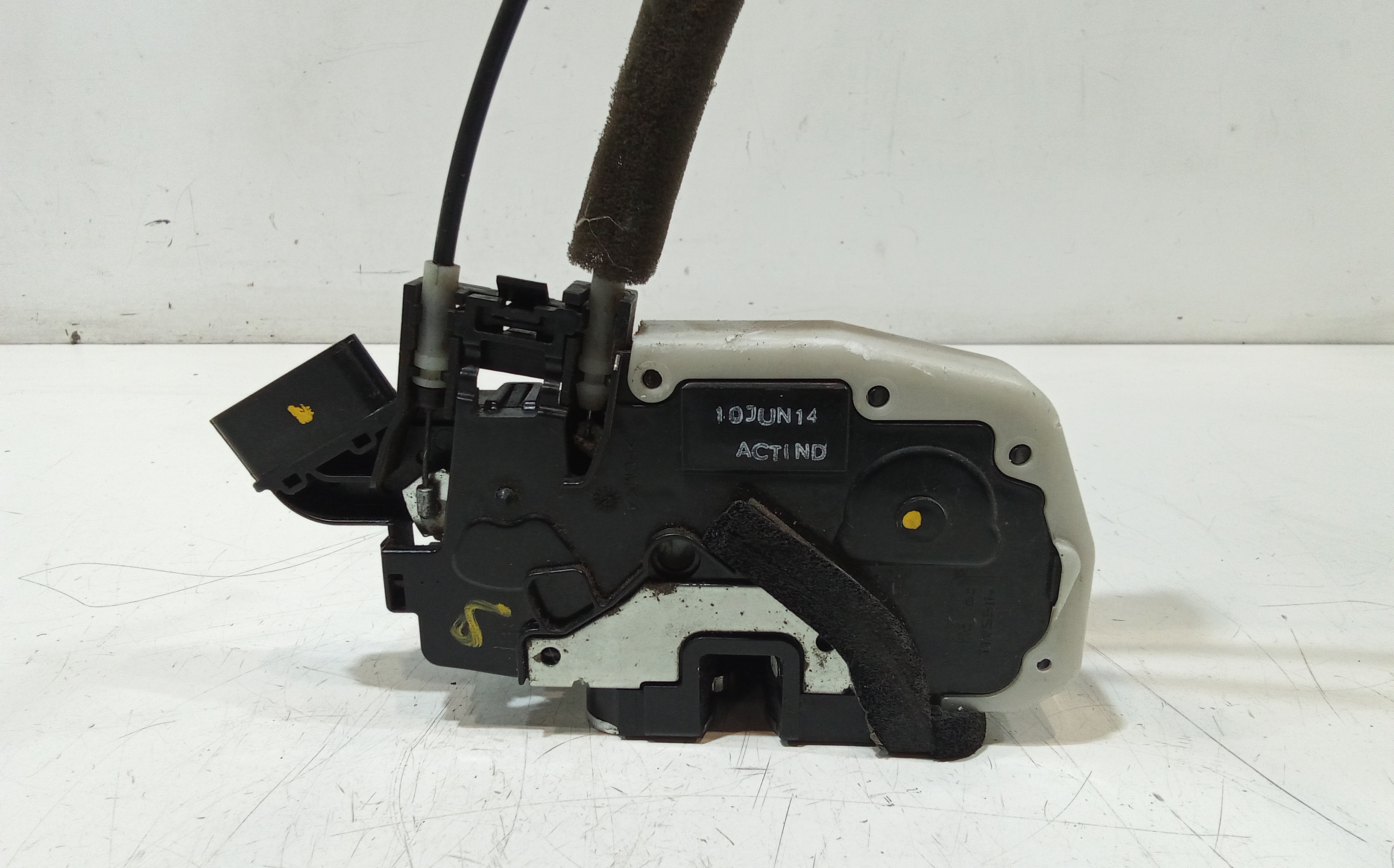 Serratura Anteriore Destra per Nissan Micra 7 Serie (2010 - 2016)